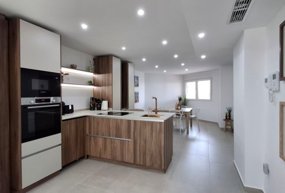 Apartament / Duplex - Reventa - Torrevieja - Playa Acequion