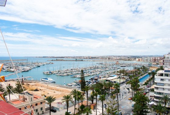 Apartamento / piso - Reventa - Torrevieja - Torrevieja