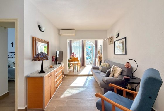 Apartment / flat - Resale - Torrevieja - Los Balcones