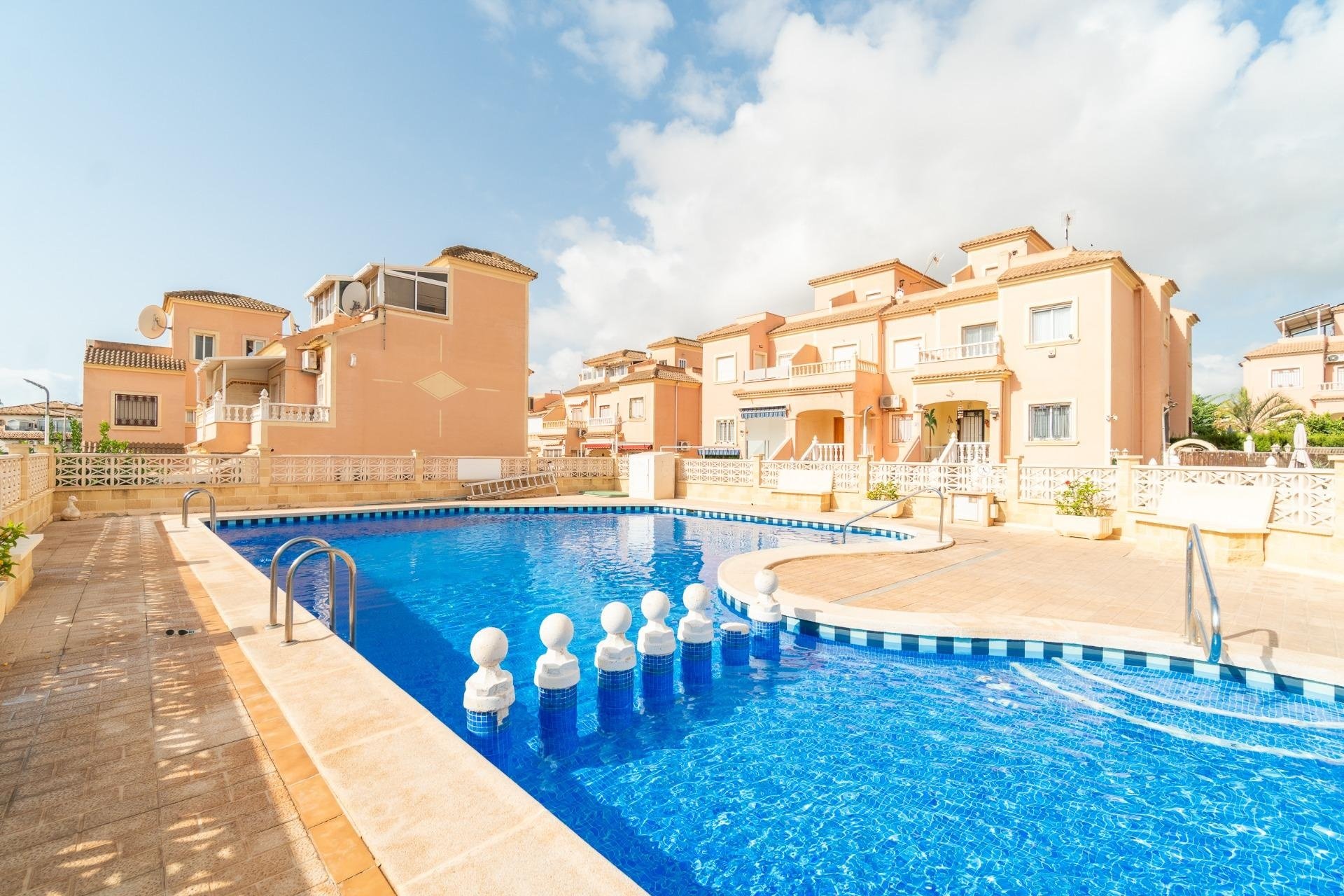 Återförsäljning - Bungalow - Orihuela Costa - Playa Flamenca