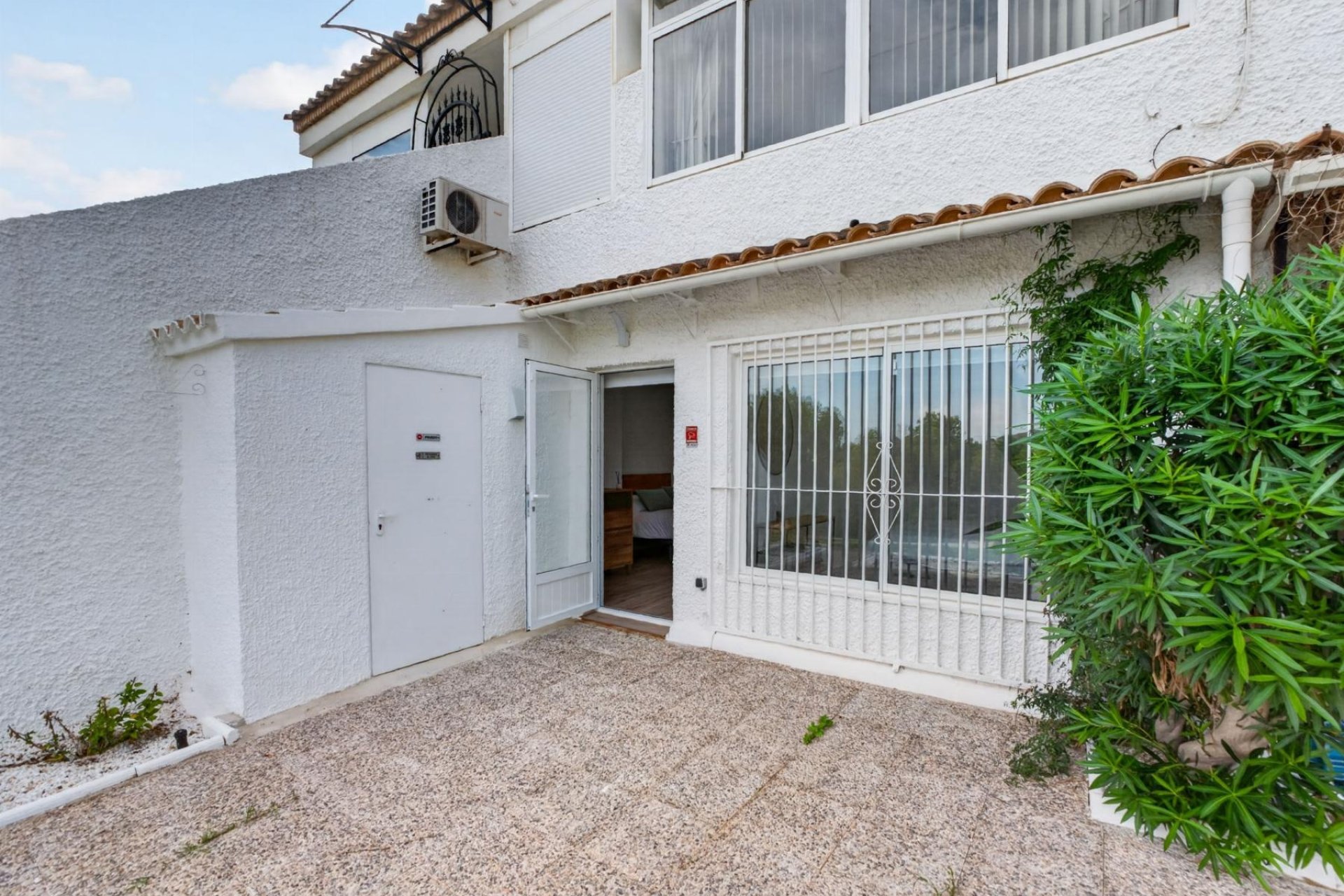 Återförsäljning - Bungalow - Orihuela Costa - Villamartin