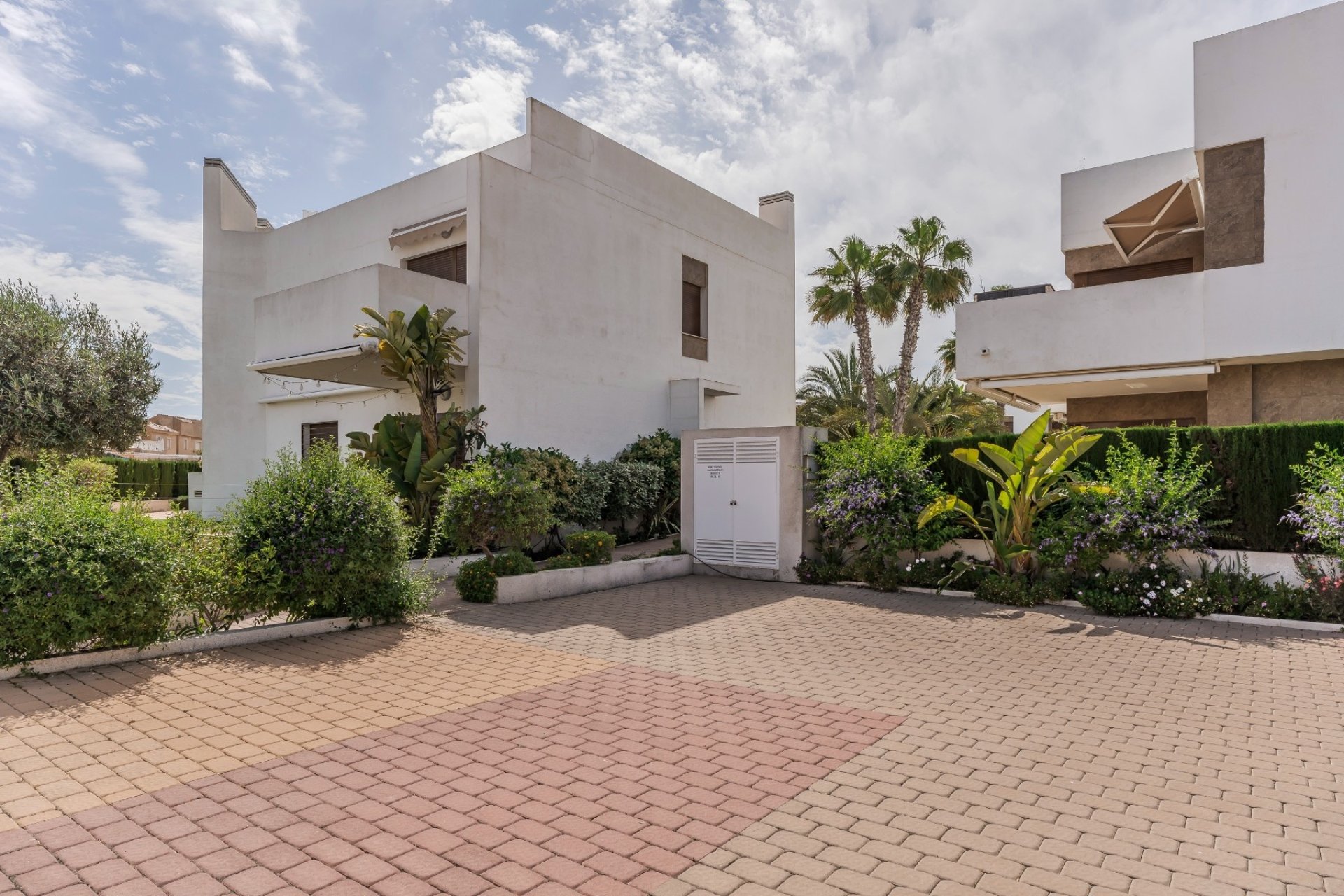 Återförsäljning - Lägenhet / lägenhet - Orihuela Costa - La Zenia