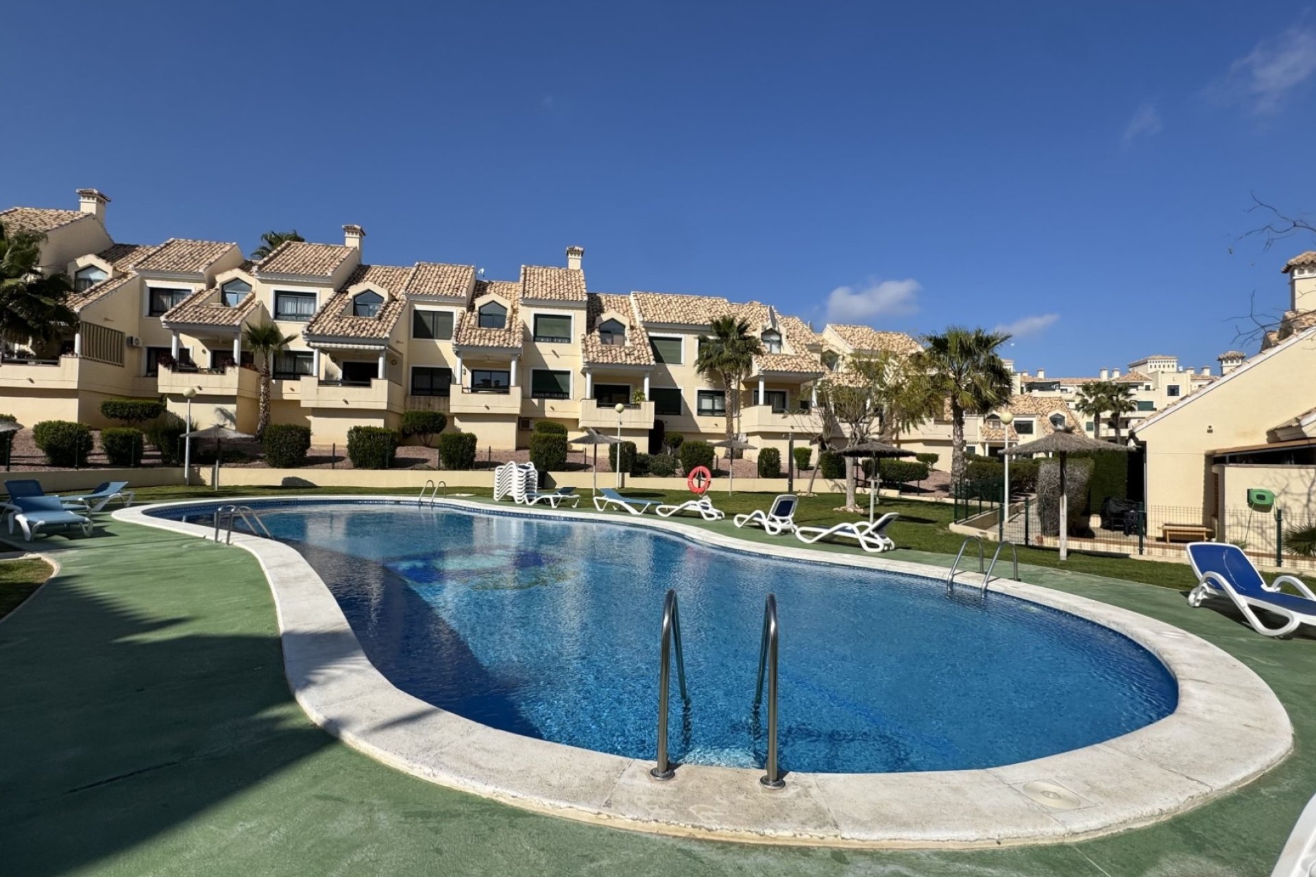 Återförsäljning - Lägenhet / lägenhet - Orihuela Costa - Lomas de Campoamor