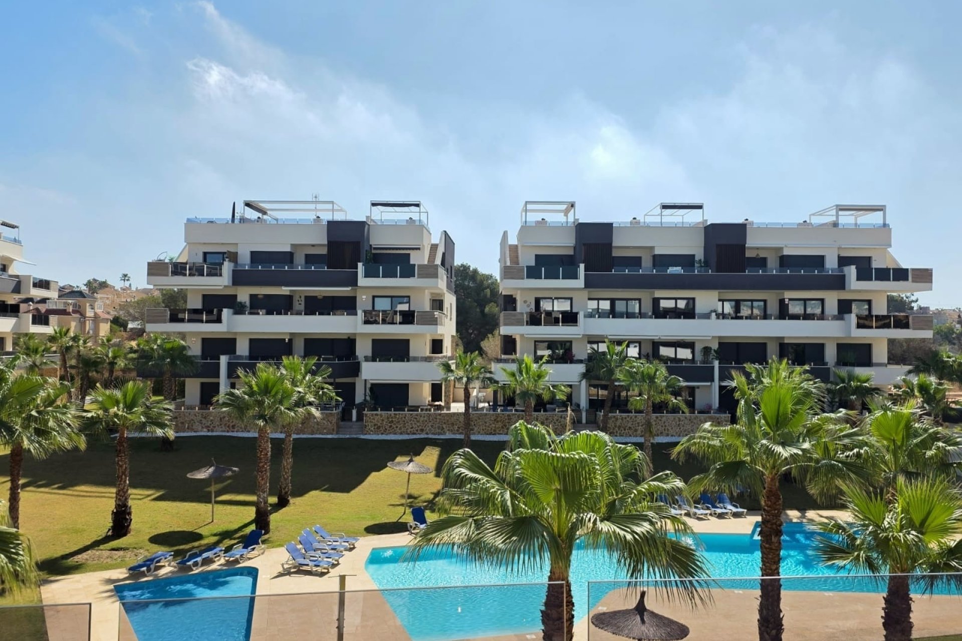 Återförsäljning - Lägenhet / lägenhet - Orihuela Costa - Los Altos