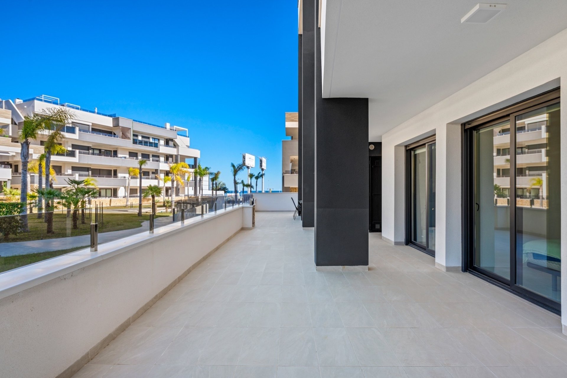 Återförsäljning - Lägenhet / lägenhet - Orihuela Costa - Playa Flamenca