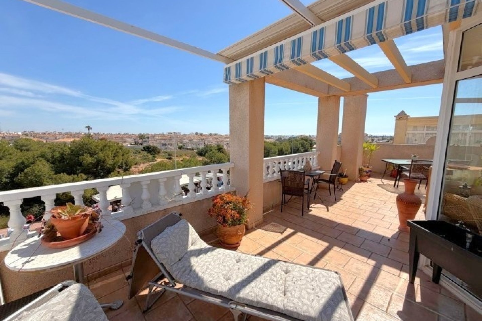 Återförsäljning - Lägenhet / lägenhet - Orihuela Costa - Playa Flamenca
