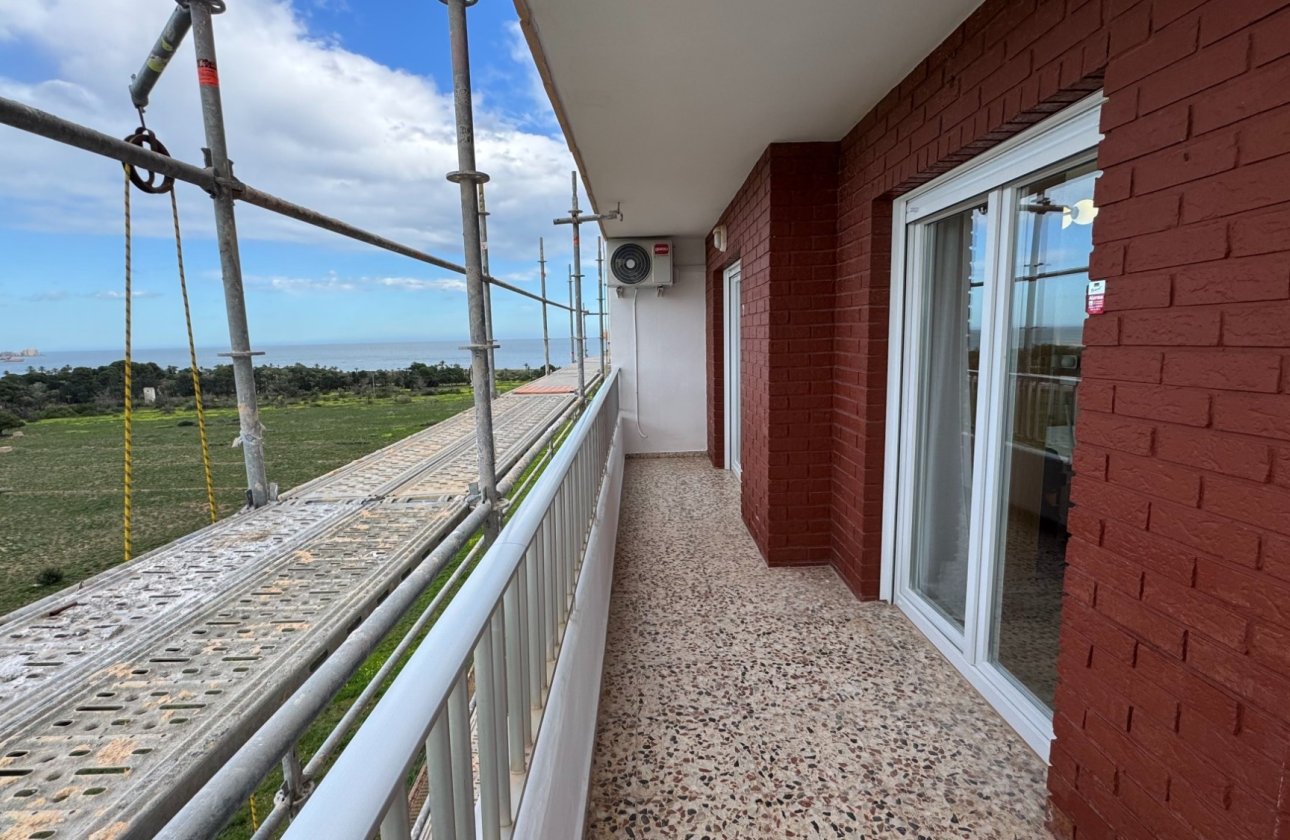 Återförsäljning - Lägenhet / lägenhet - Orihuela Costa - Punta Prima