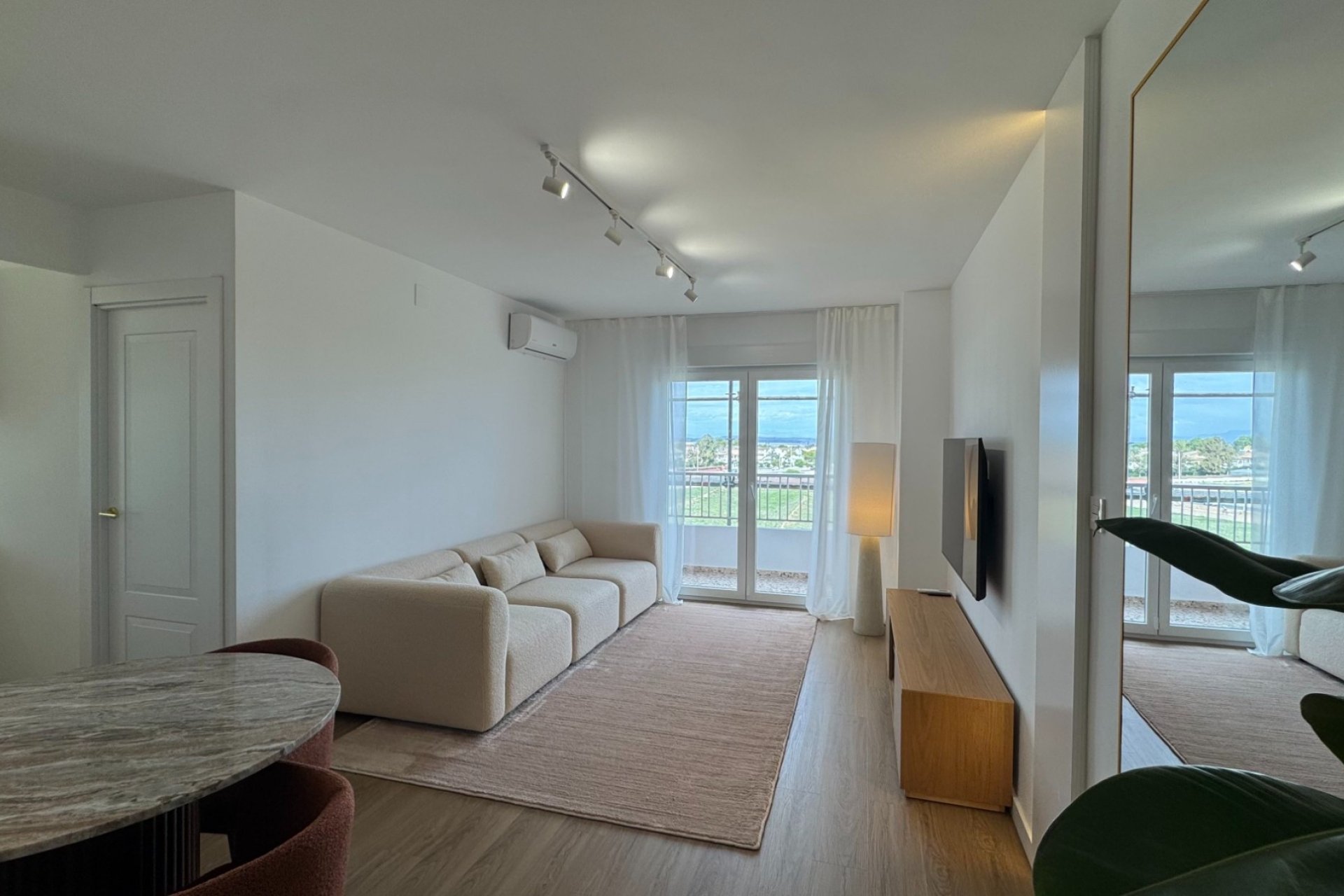 Återförsäljning - Lägenhet / lägenhet - Orihuela Costa - Punta Prima