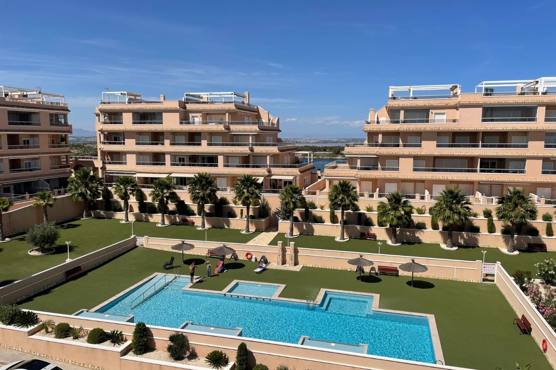 Återförsäljning - Lägenhet / lägenhet - Orihuela Costa - Villamartín