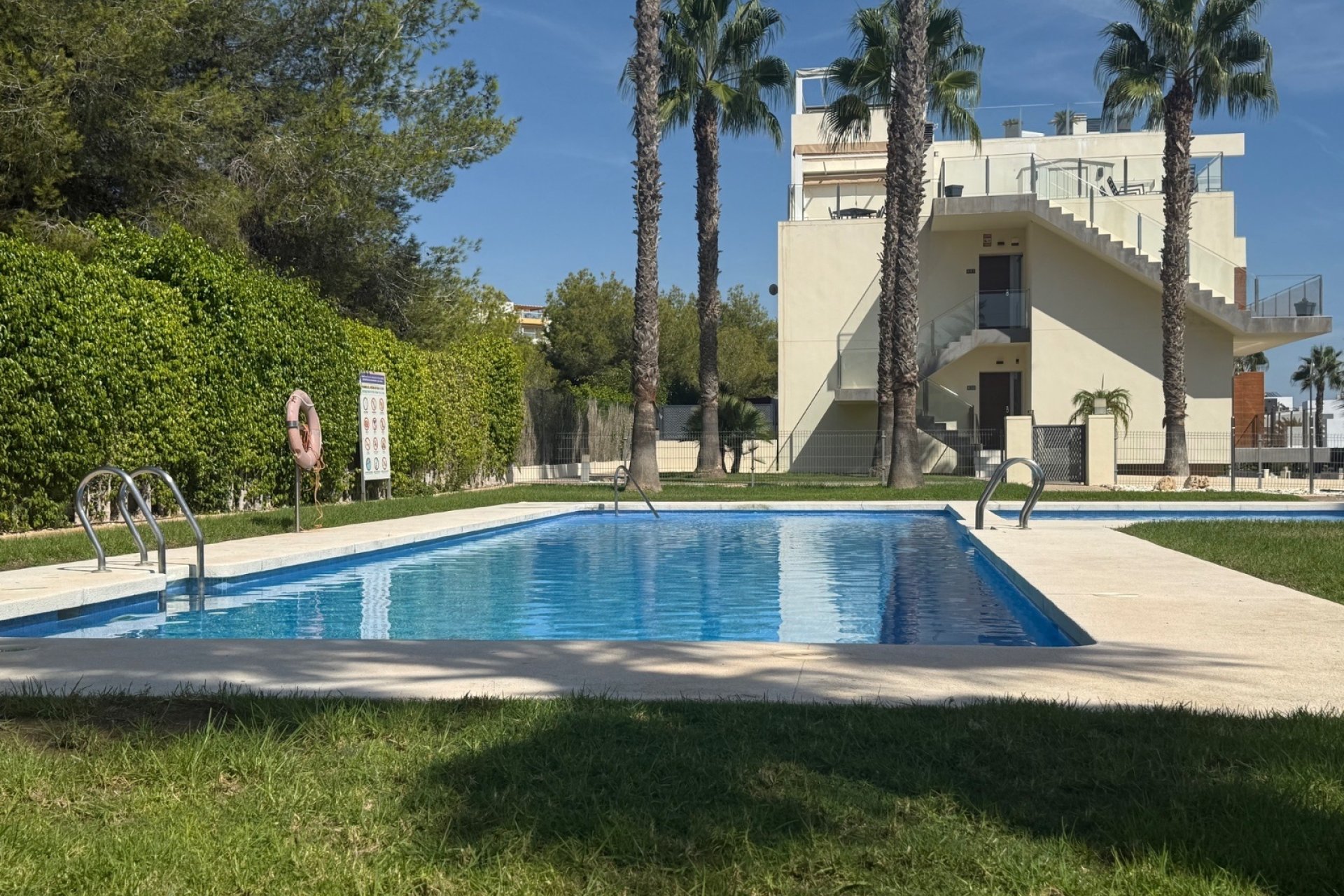 Återförsäljning - Lägenhet / lägenhet - Orihuela Costa - Villamartín