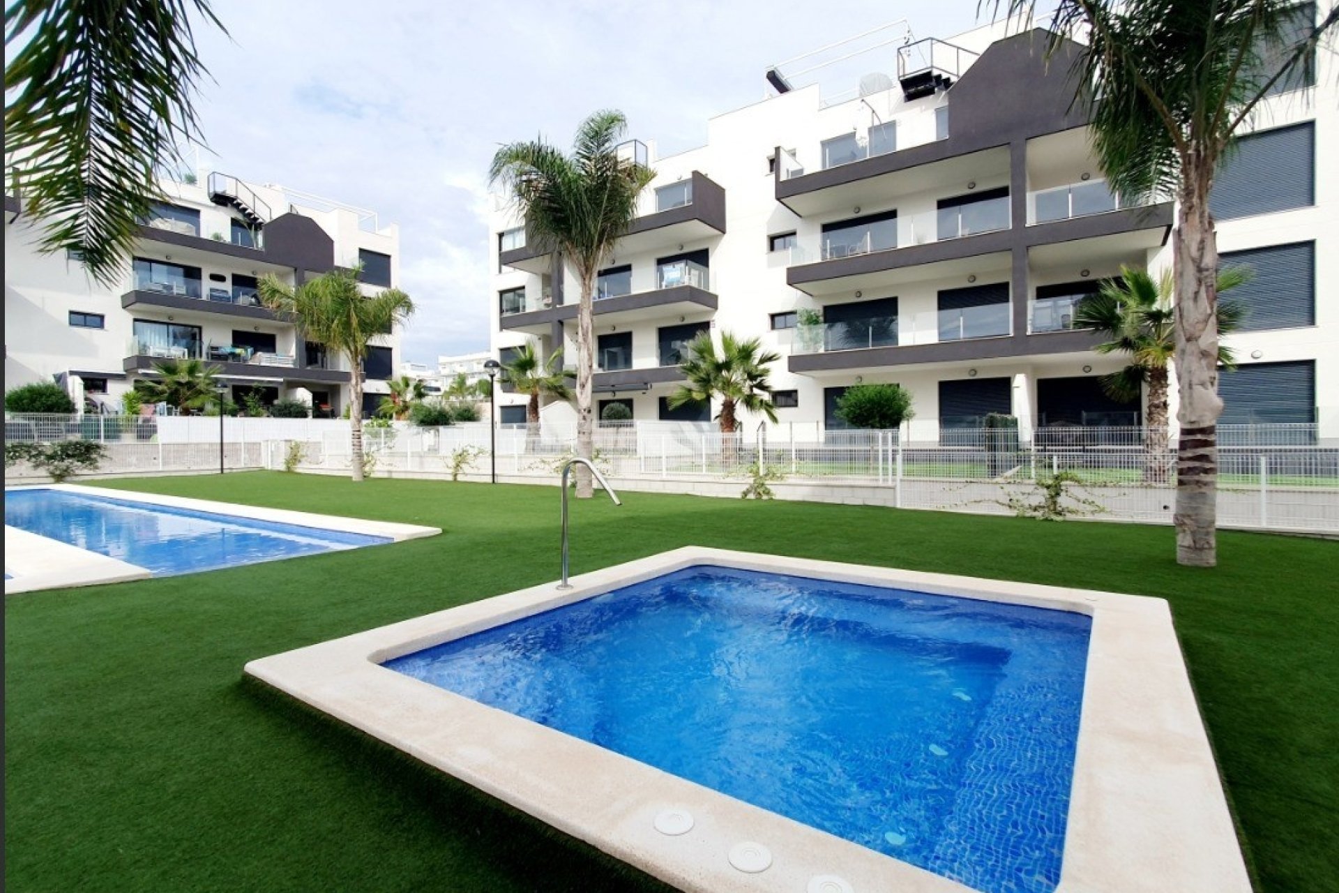 Återförsäljning - Lägenhet / lägenhet - Orihuela Costa - Villamartín