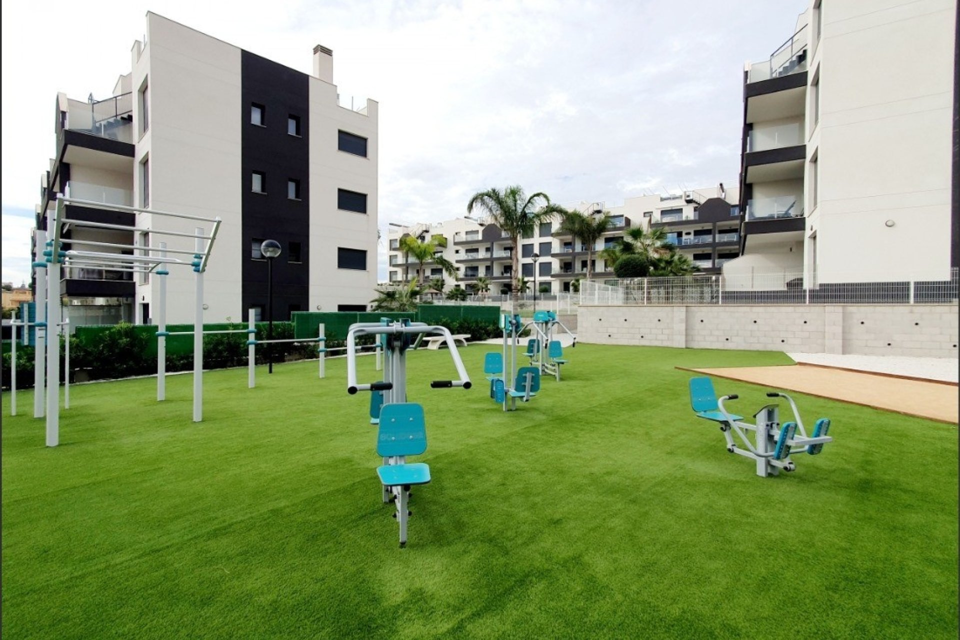 Återförsäljning - Lägenhet / lägenhet - Orihuela Costa - Villamartín