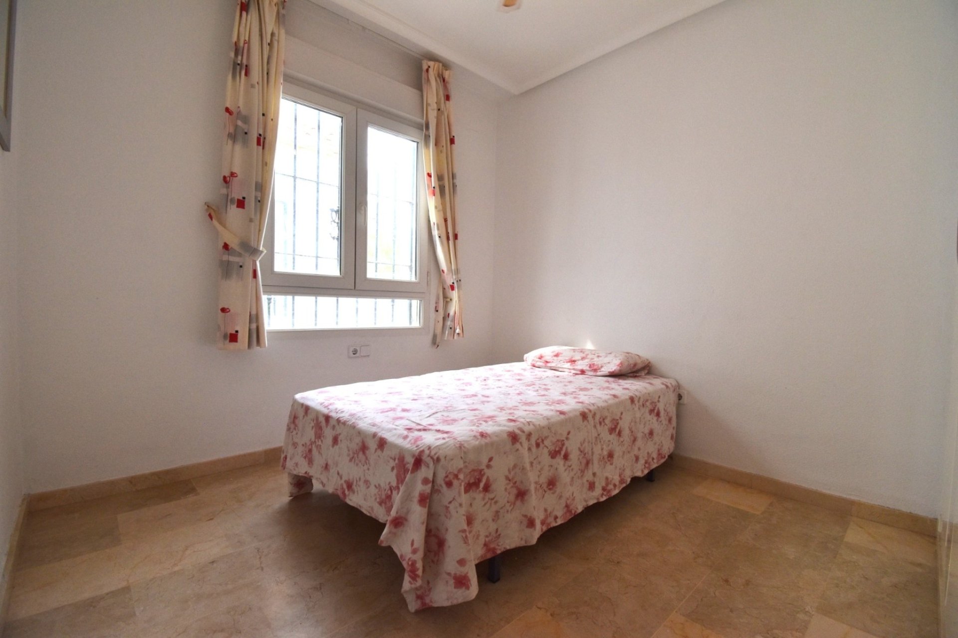 Återförsäljning - Lägenhet / lägenhet - Orihuela Costa - Villamartín