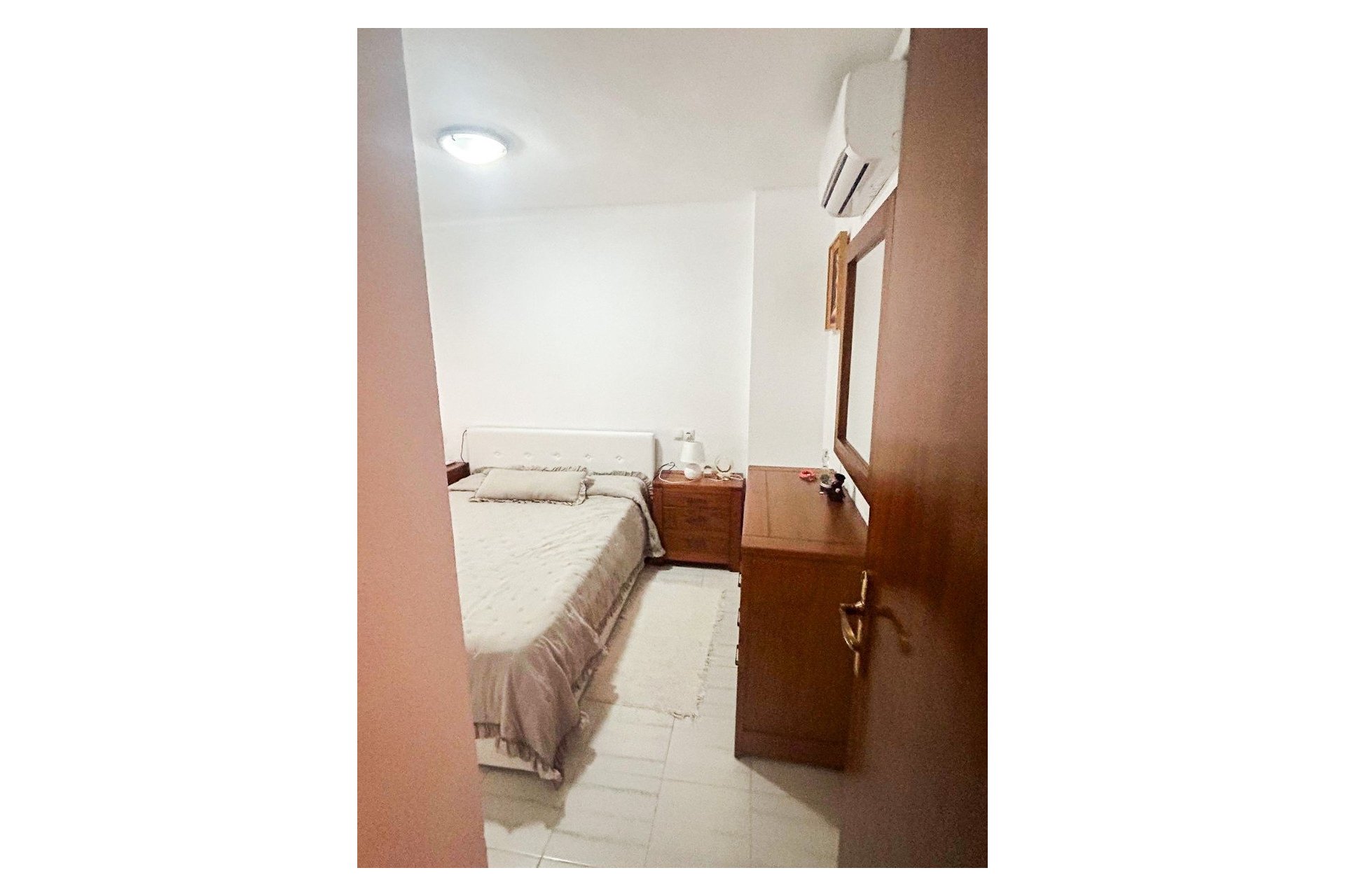 Återförsäljning - Lägenhet / lägenhet - Torrevieja - Center
