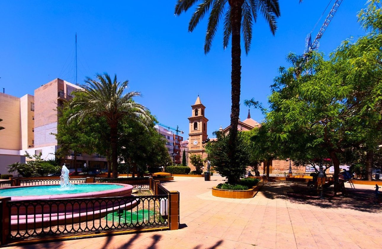 Återförsäljning - Lägenhet / lägenhet - Torrevieja - Centro