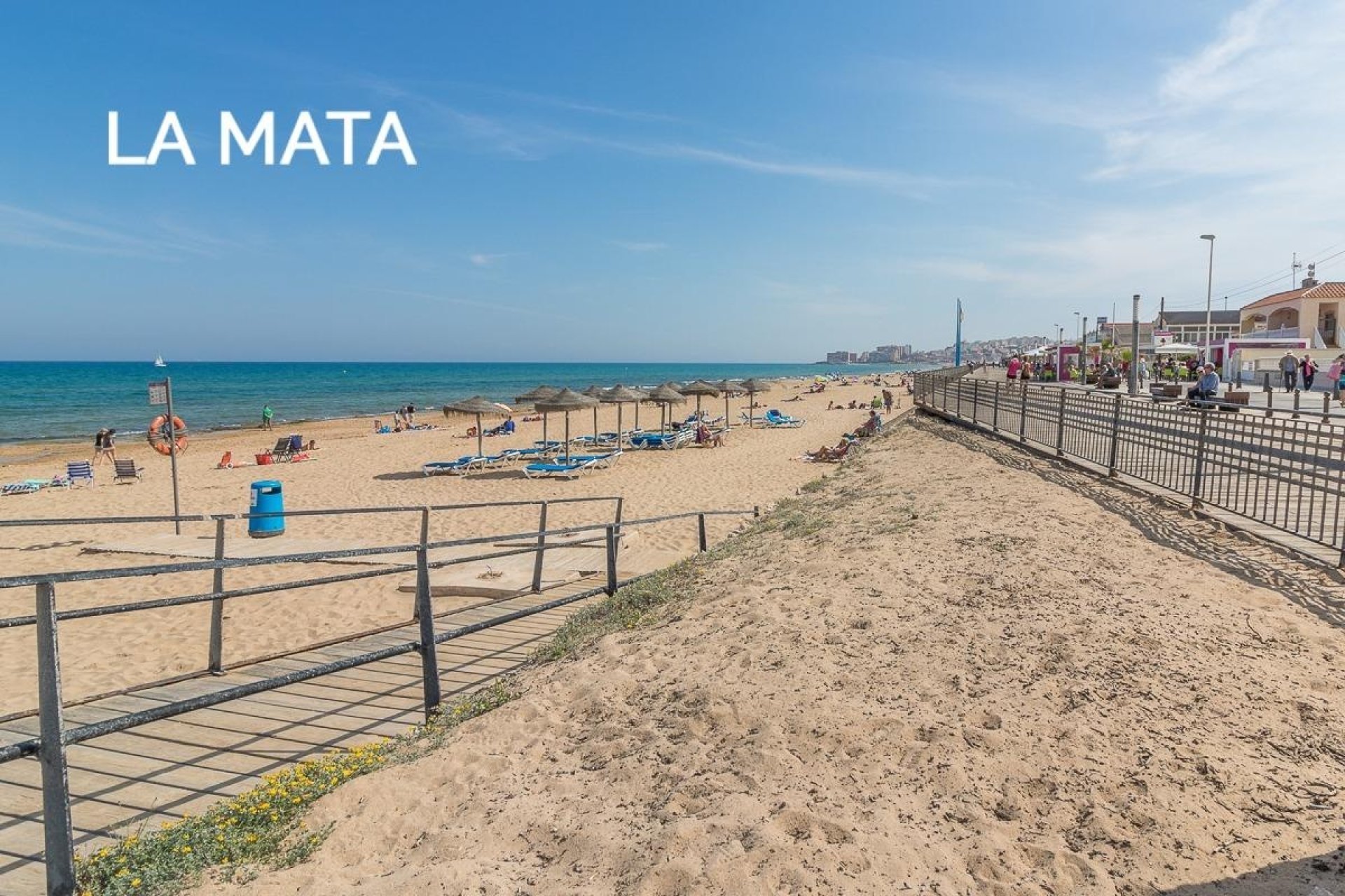 Återförsäljning - Lägenhet / lägenhet - Torrevieja - La Mata pueblo