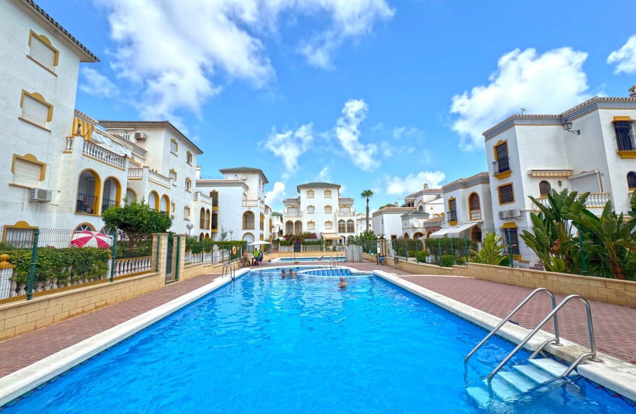 Återförsäljning - Lägenhet / lägenhet - Torrevieja - La Mata