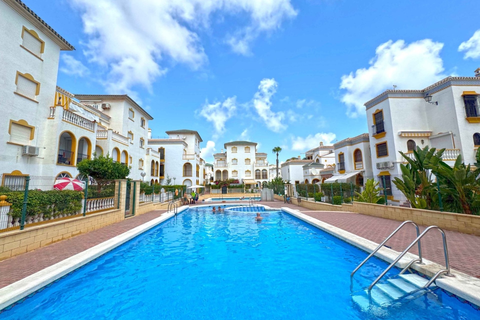 Återförsäljning - Lägenhet / lägenhet - Torrevieja - La Mata