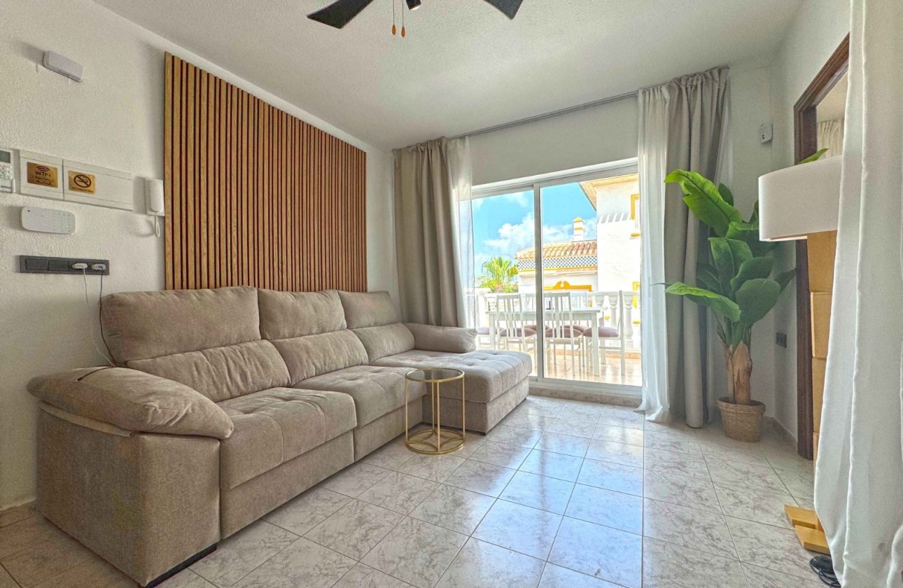 Återförsäljning - Lägenhet / lägenhet - Torrevieja - La Mata