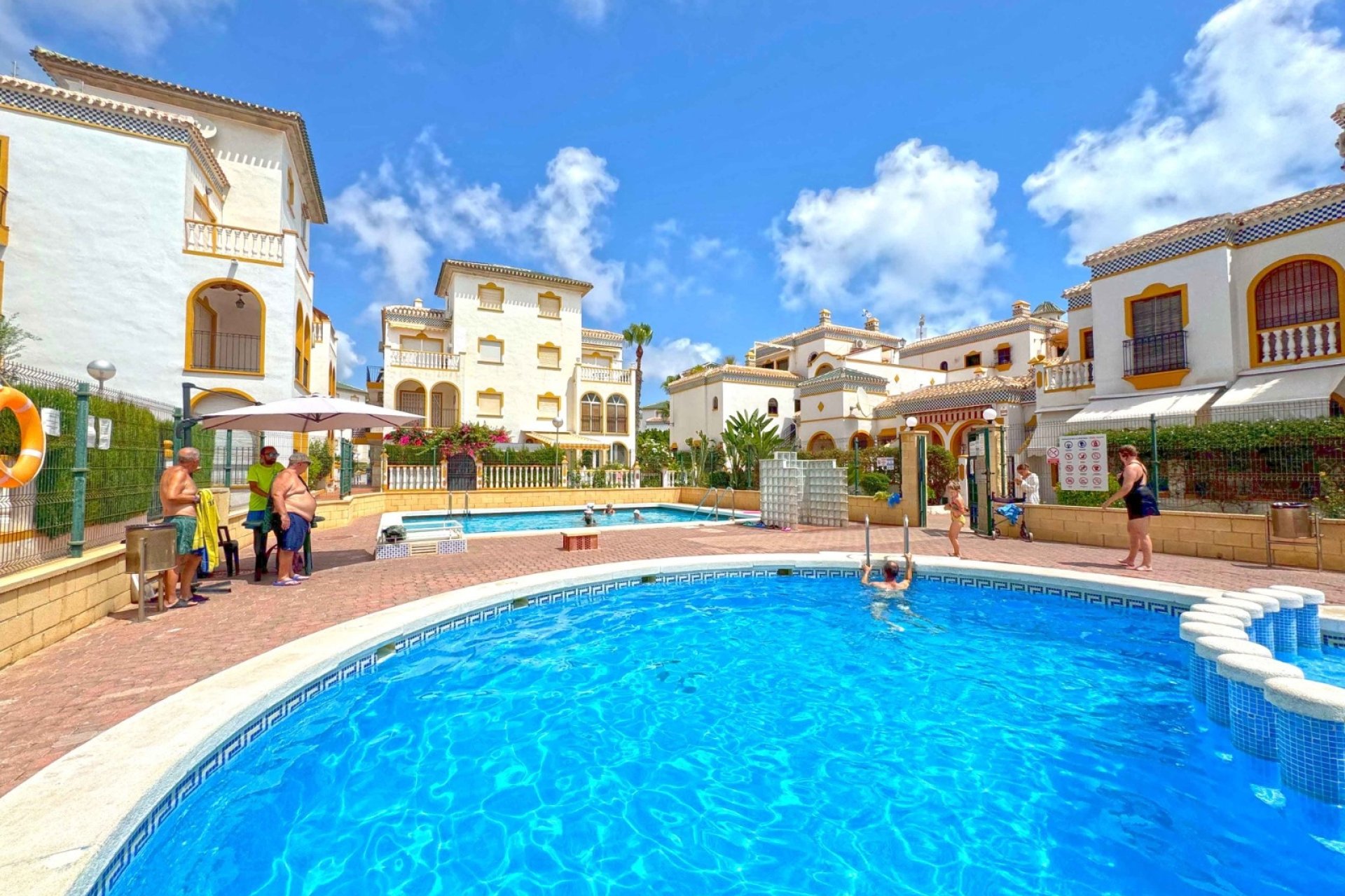 Återförsäljning - Lägenhet / lägenhet - Torrevieja - La Mata