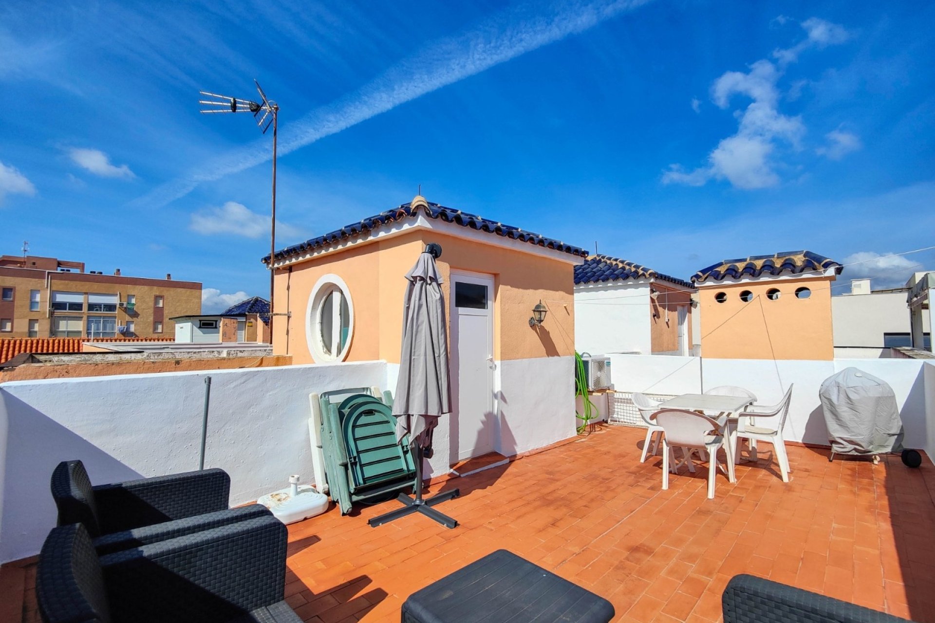 Återförsäljning - Lägenhet / lägenhet - Torrevieja - La Mata