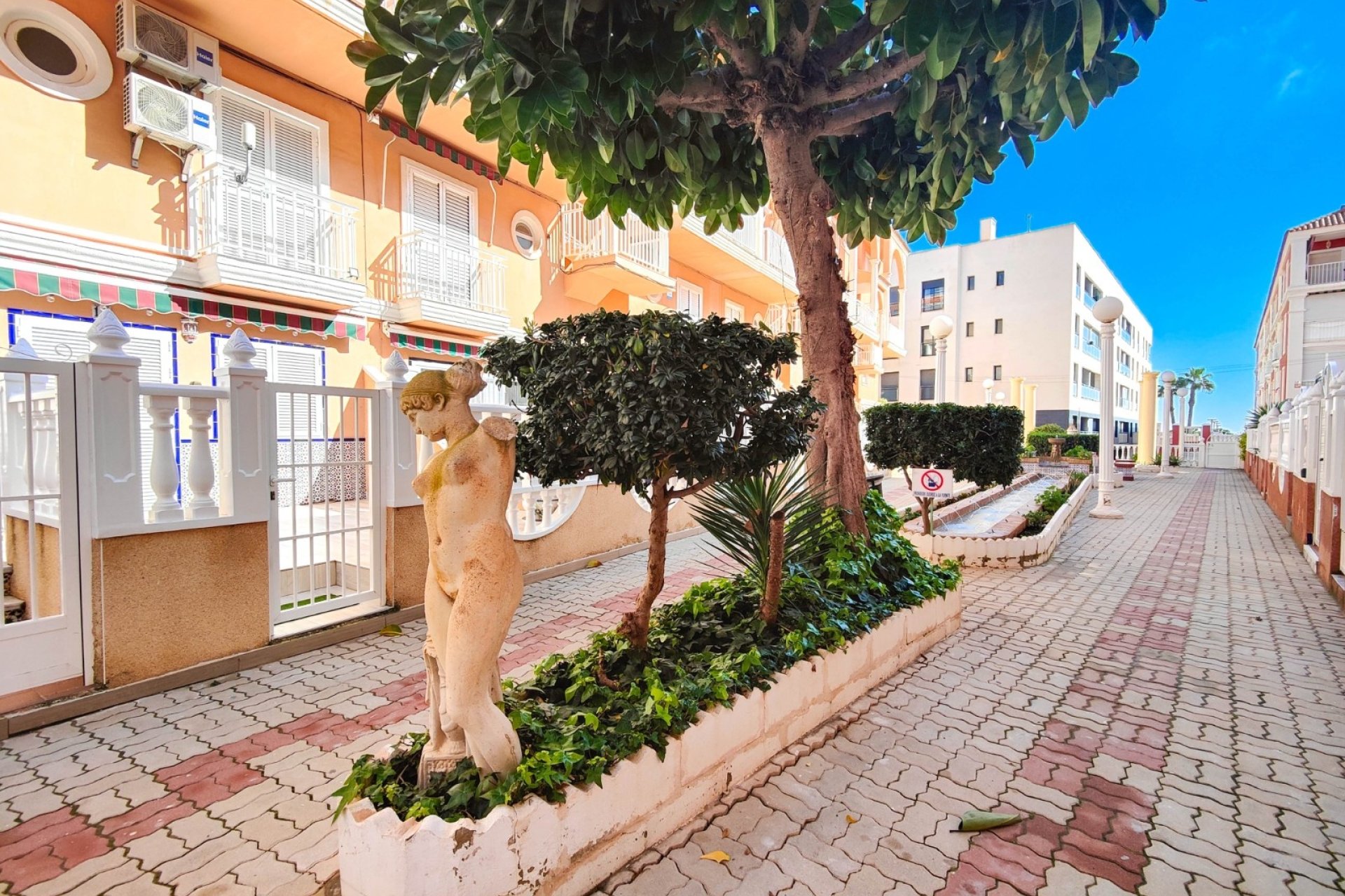 Återförsäljning - Lägenhet / lägenhet - Torrevieja - La Mata