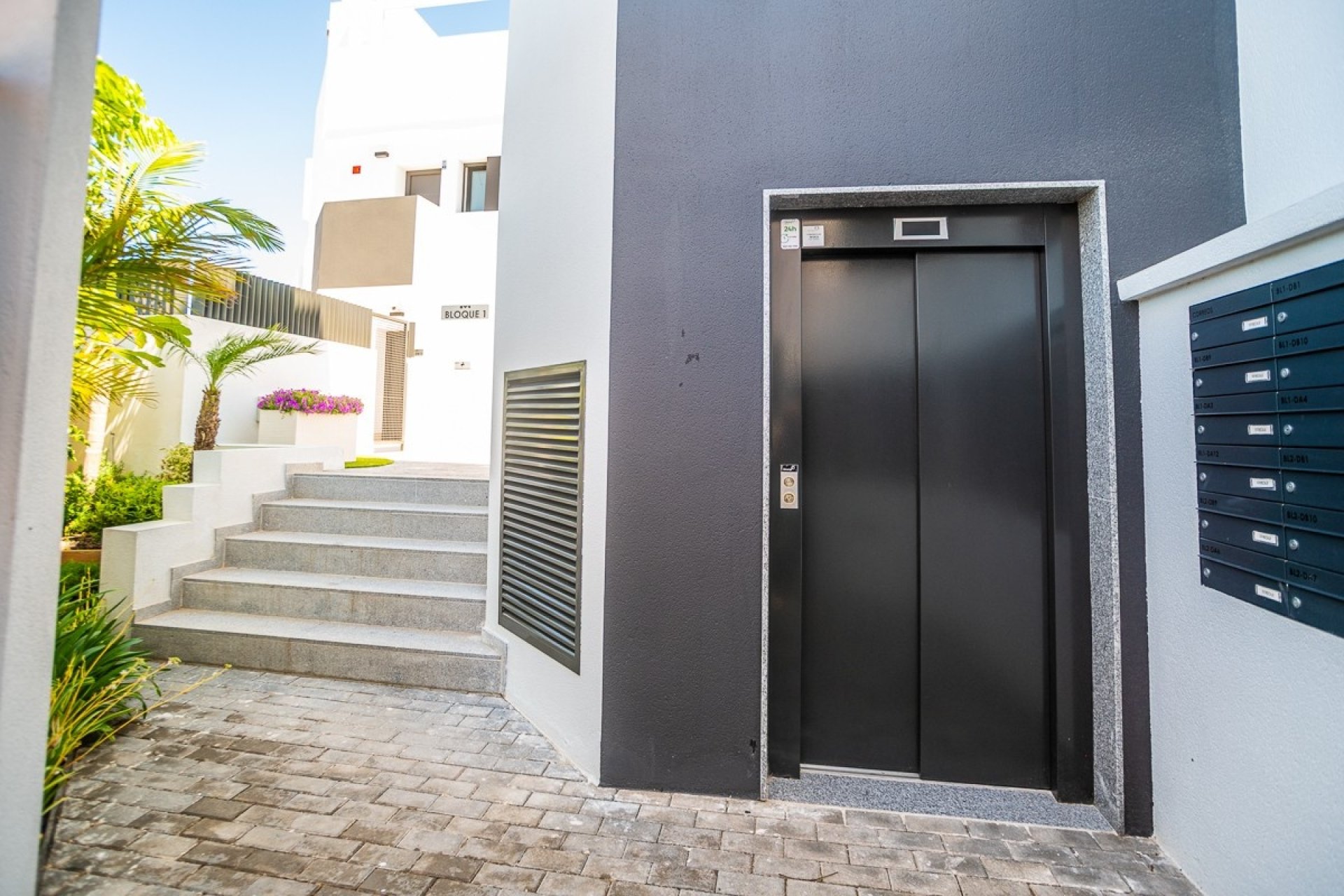Återförsäljning - Lägenhet / lägenhet - Torrevieja - LOS BALCONES - LOS ALTOS