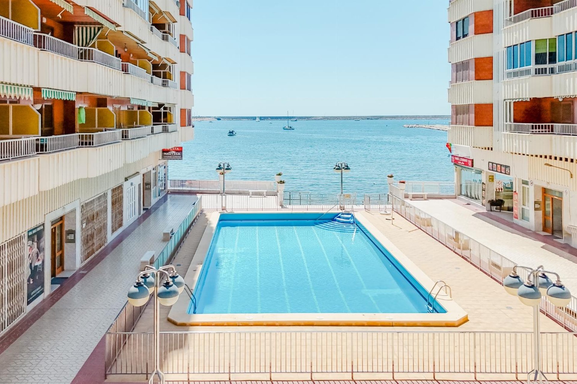 Återförsäljning - Lägenhet / lägenhet - Torrevieja - Playa del Acequión