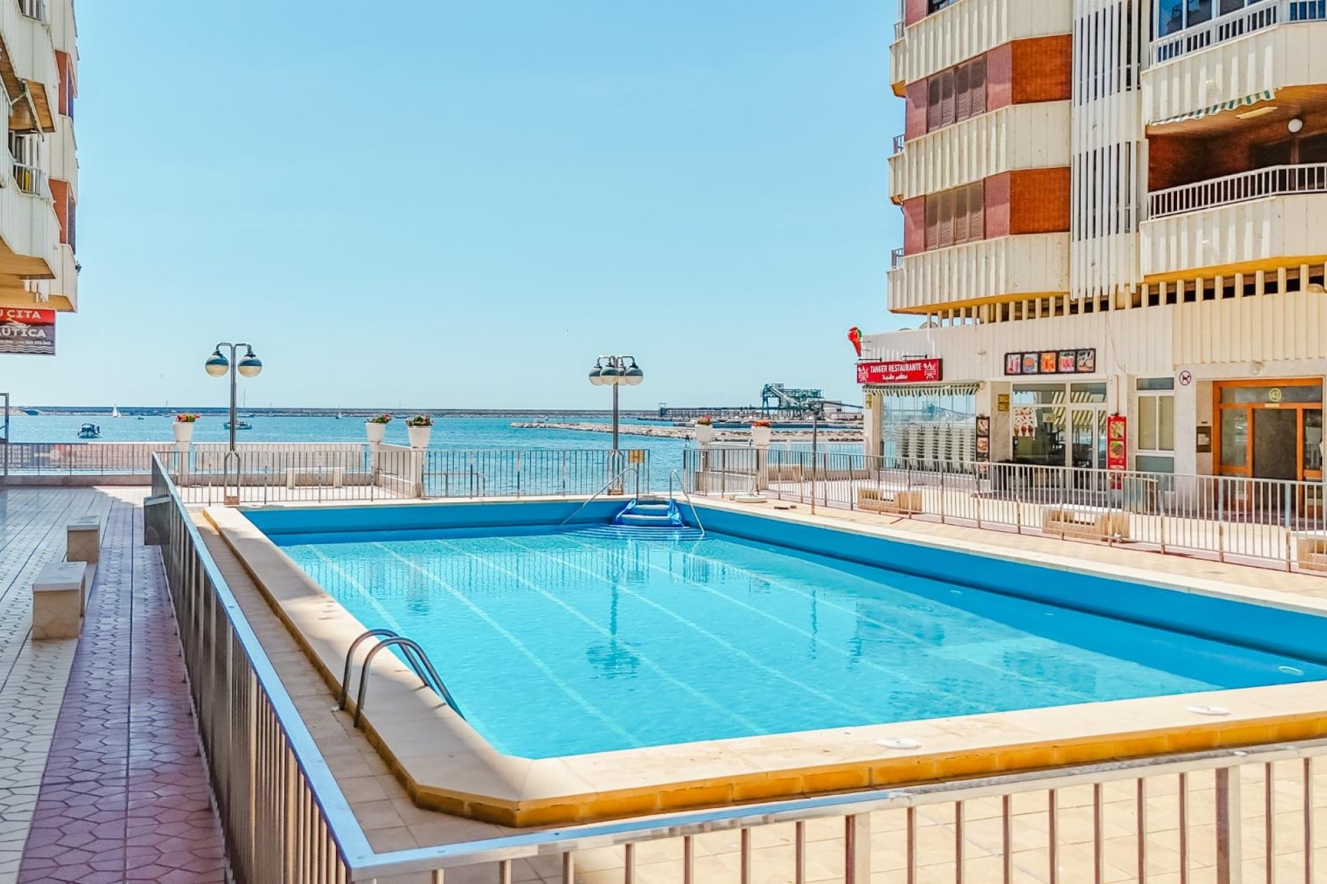 Återförsäljning - Lägenhet / lägenhet - Torrevieja - Playa del Acequión