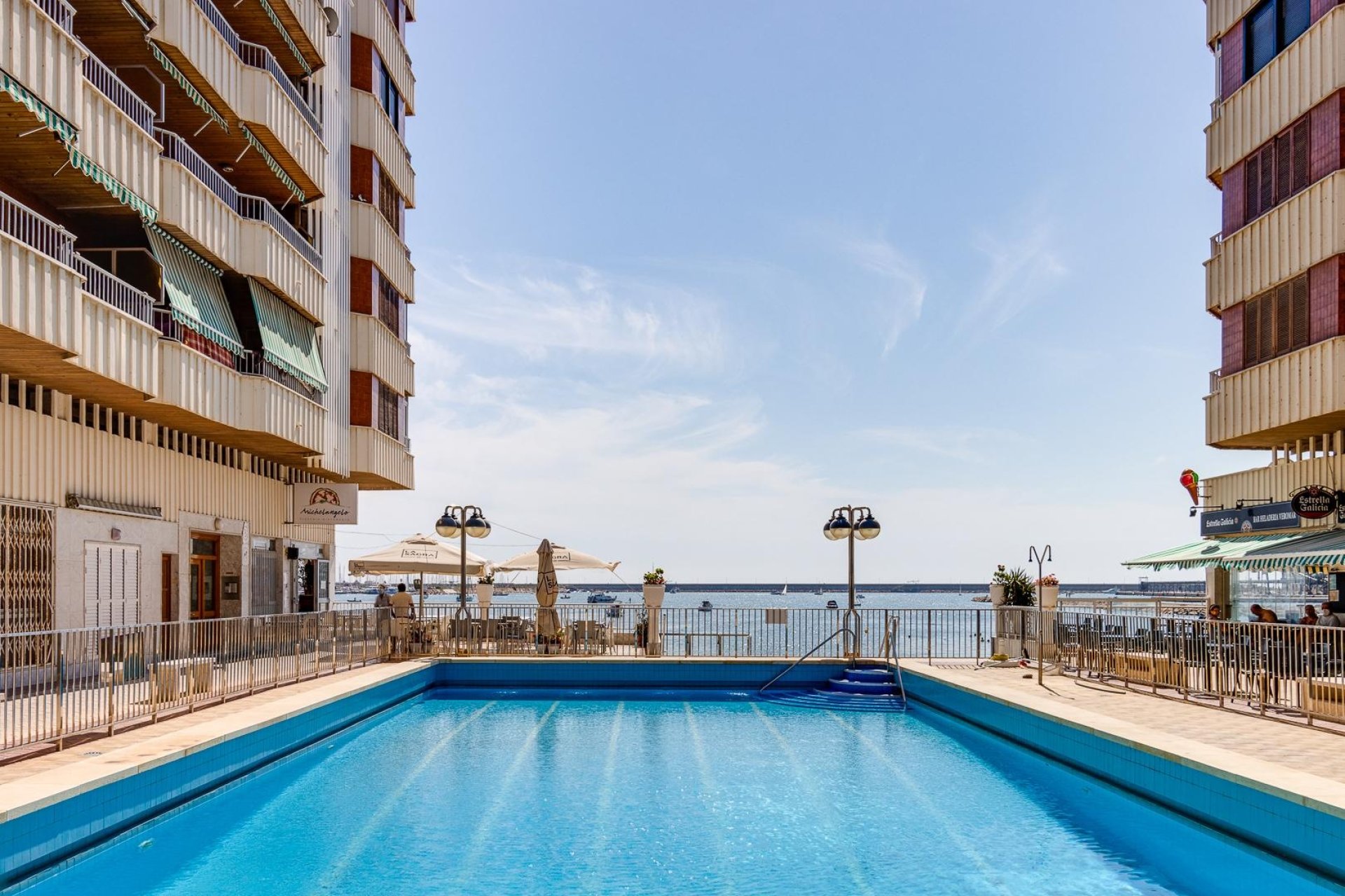 Återförsäljning - Lägenhet / lägenhet - Torrevieja - Playa del Acequión