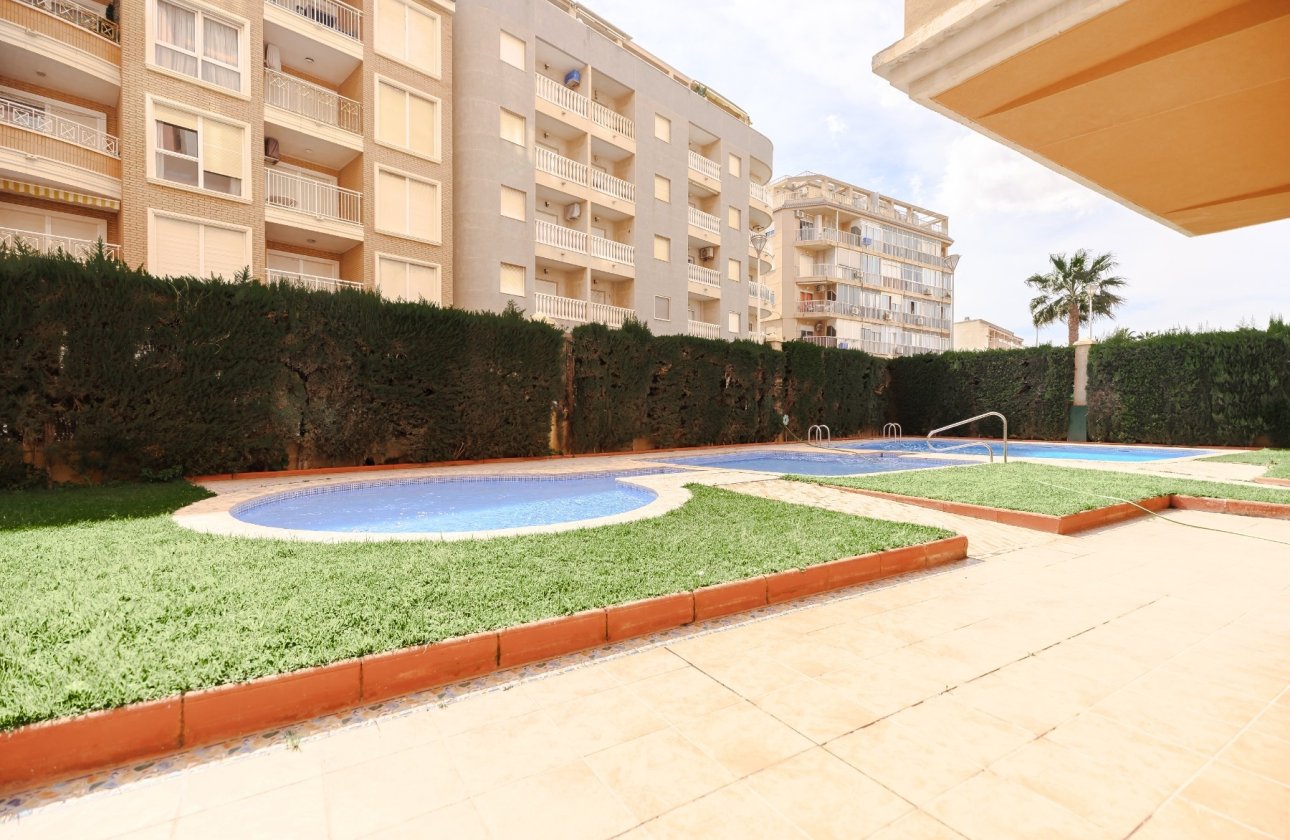 Återförsäljning - Lägenhet / lägenhet - Torrevieja - Playa Los Locos