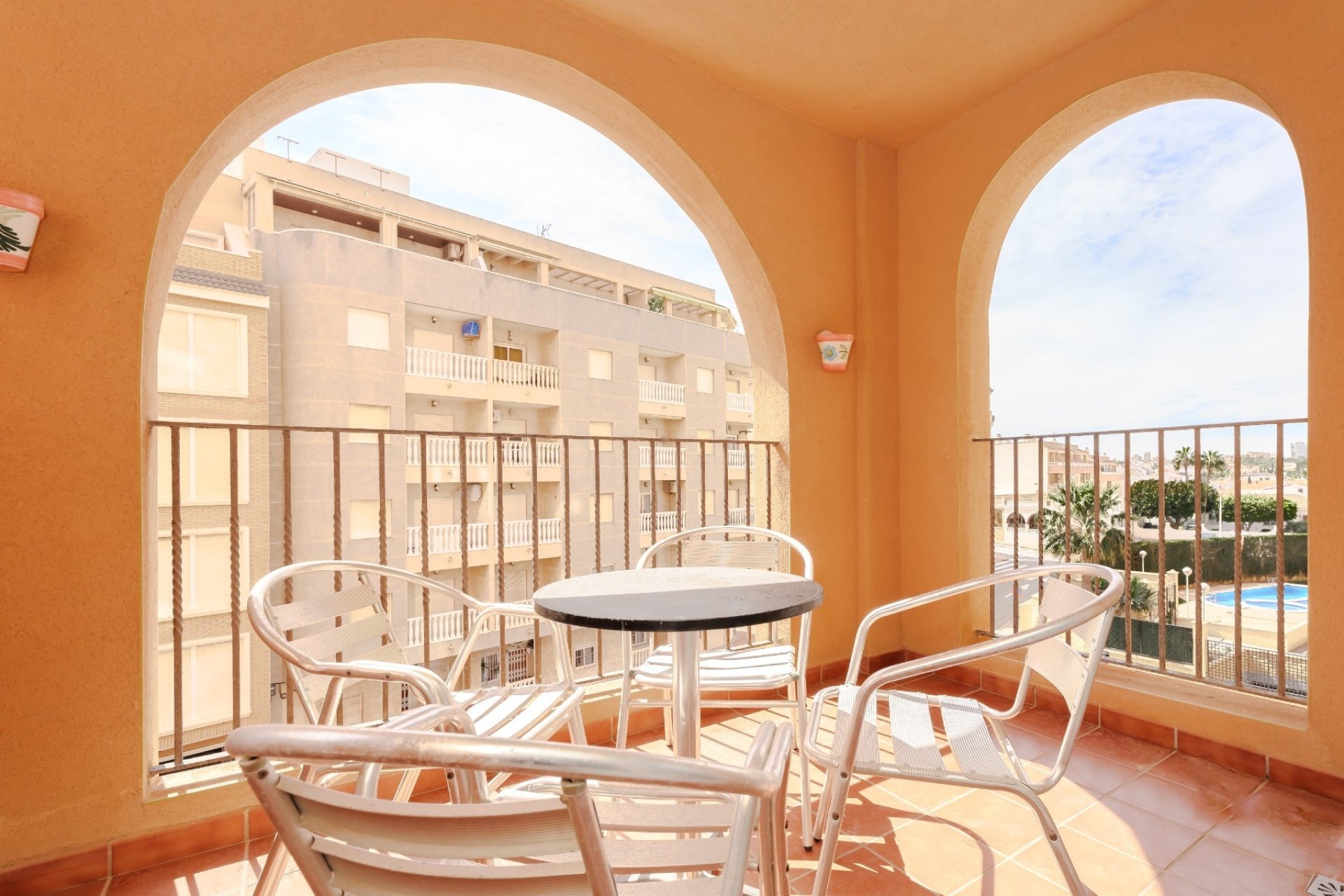Återförsäljning - Lägenhet / lägenhet - Torrevieja - Playa Los Locos