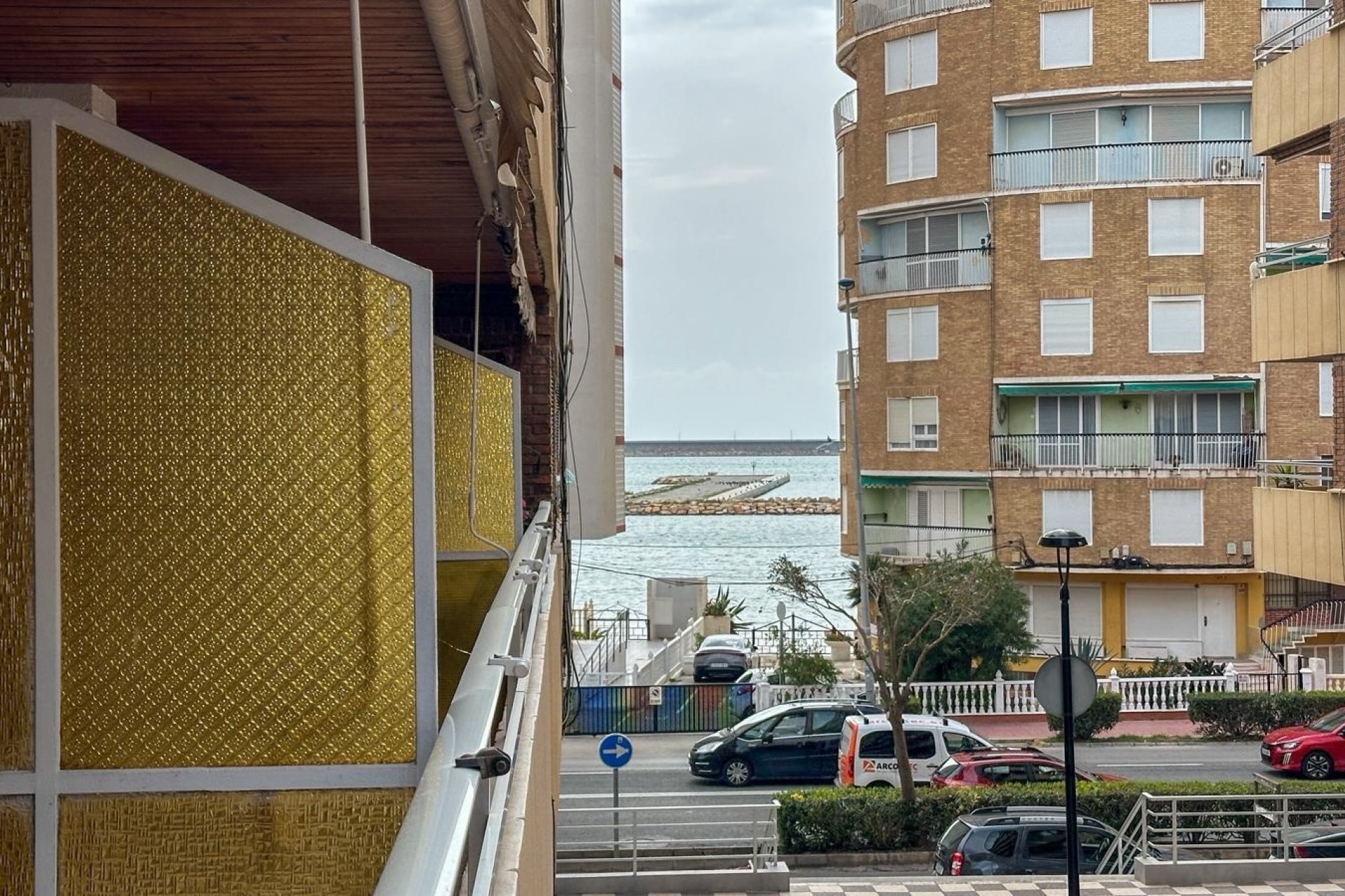 Återförsäljning - Lägenhet / lägenhet - Torrevieja - Playa Los Naufragos