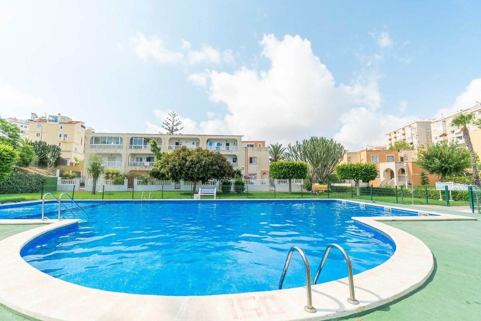 Återförsäljning - Lägenhet / lägenhet - Torrevieja - Torreblanca