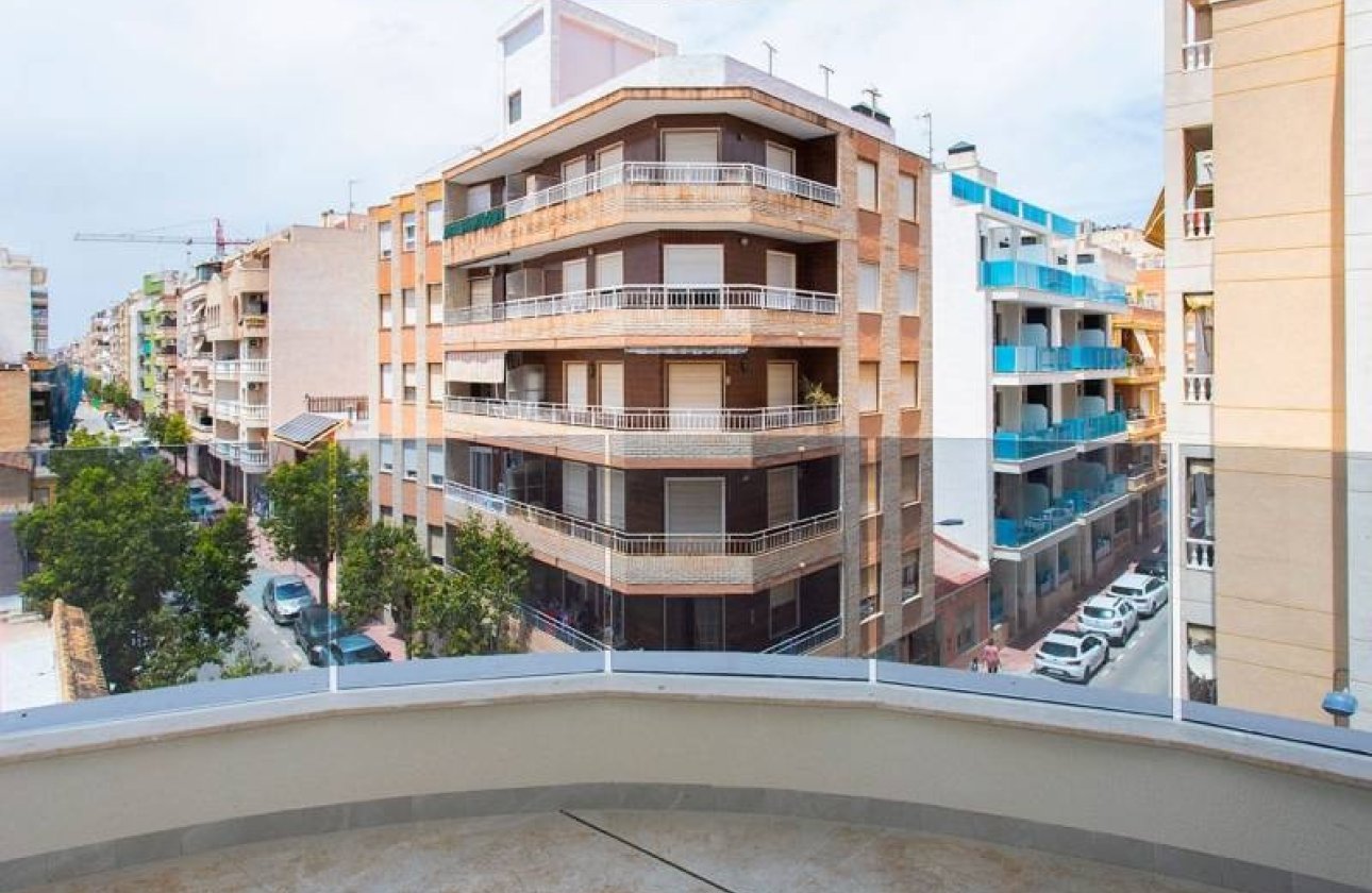 Återförsäljning - Lägenhet / lägenhet - Torrevieja