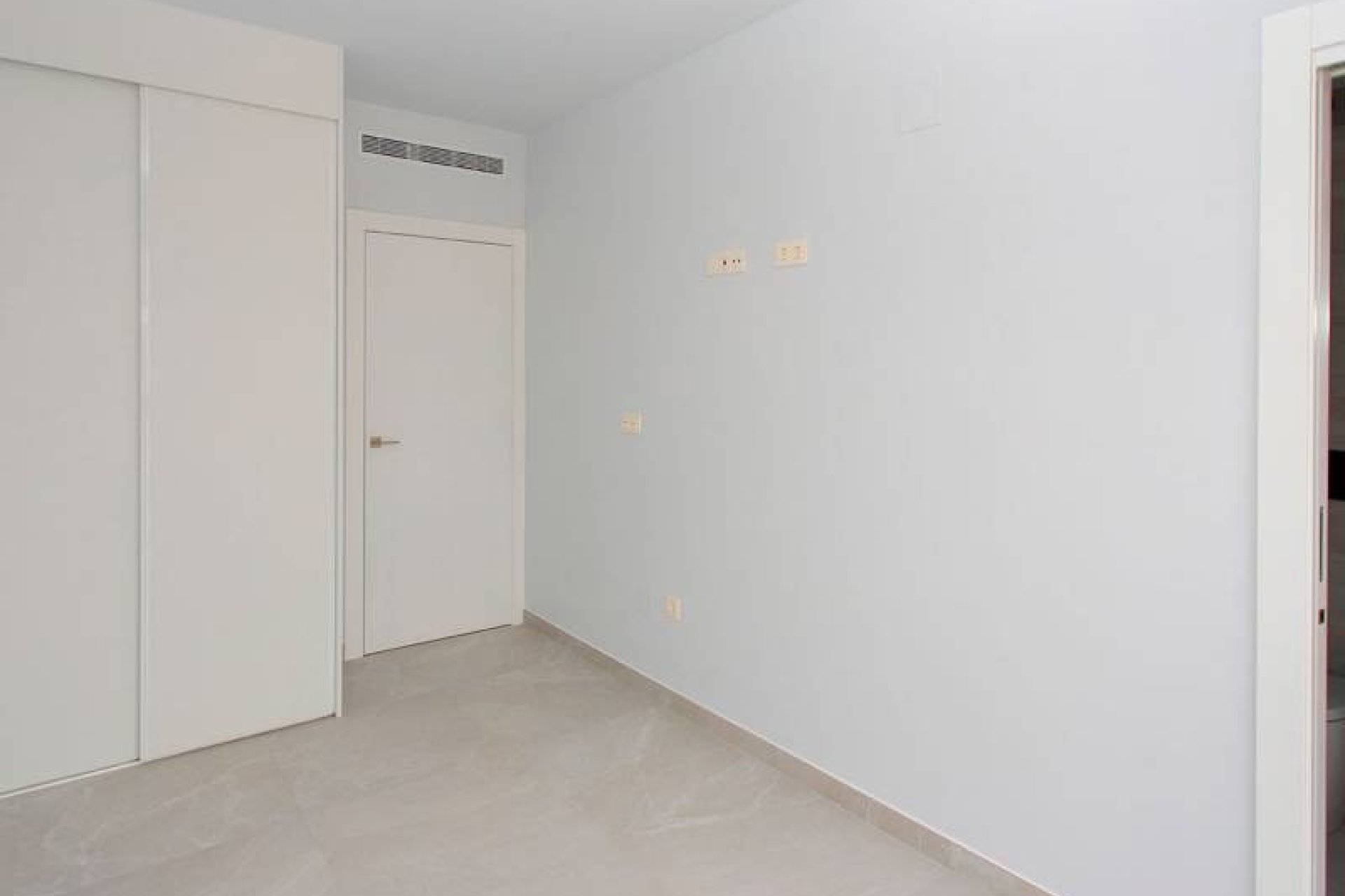 Återförsäljning - Lägenhet / lägenhet - Torrevieja