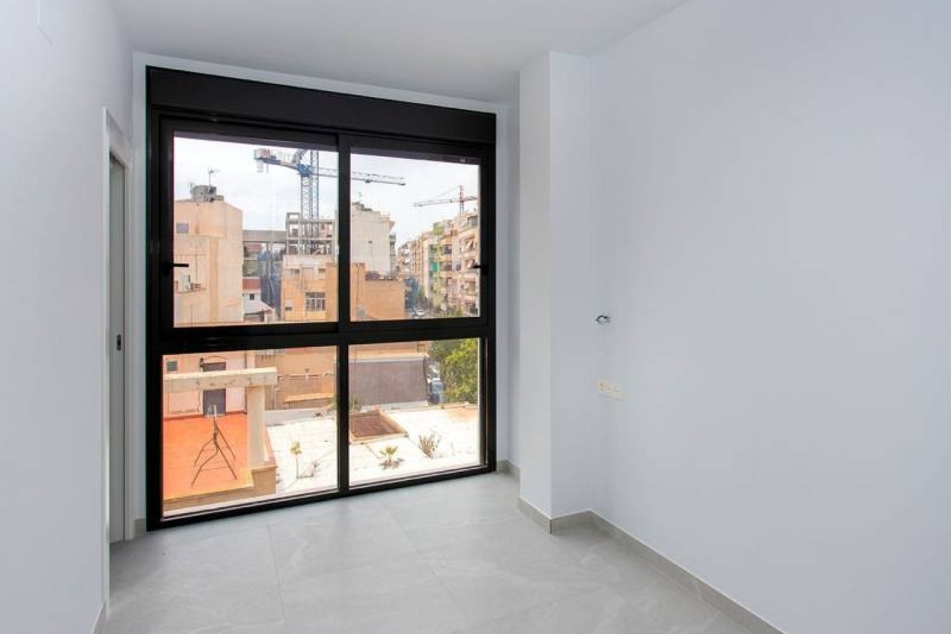 Återförsäljning - Lägenhet / lägenhet - Torrevieja