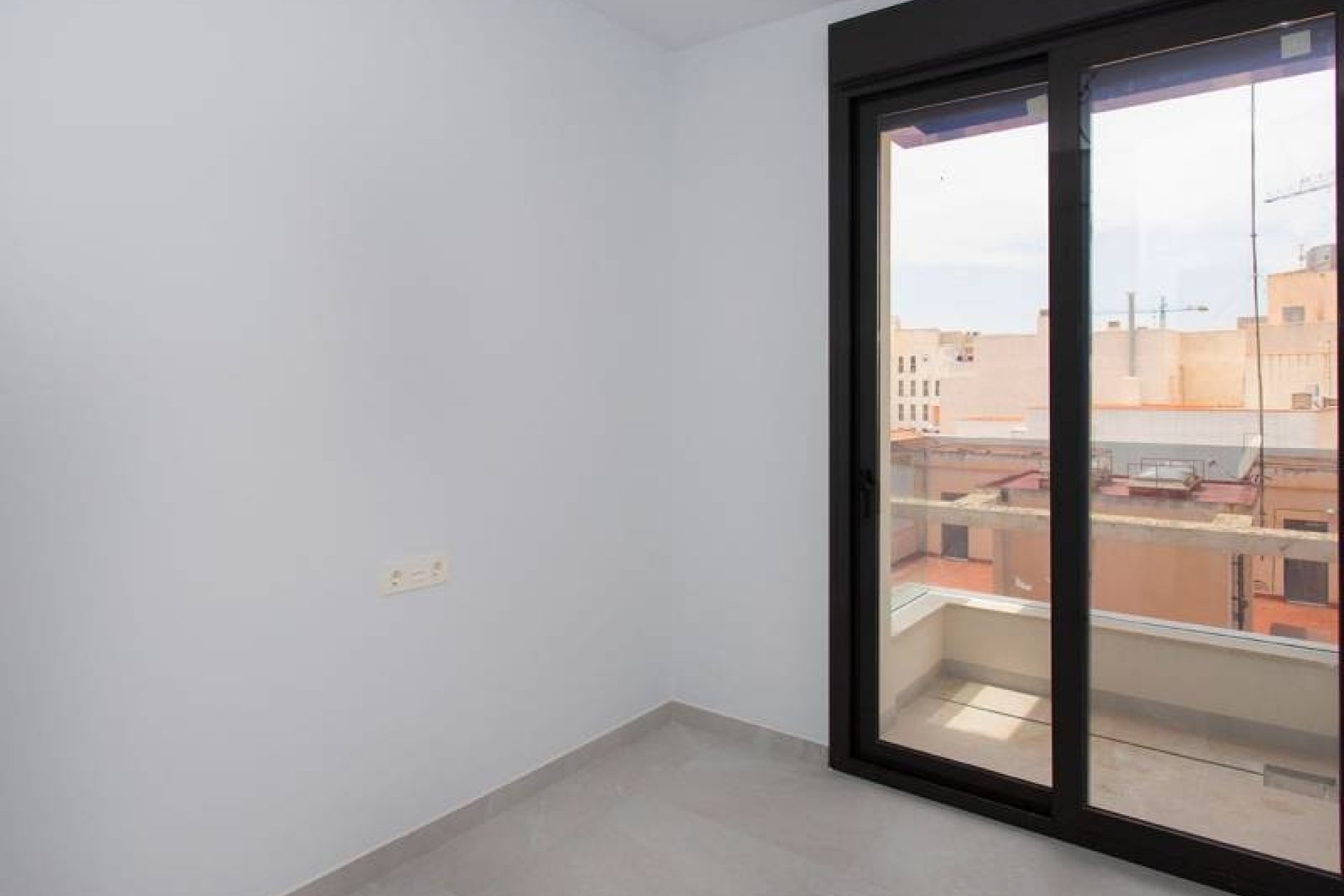 Återförsäljning - Lägenhet / lägenhet - Torrevieja