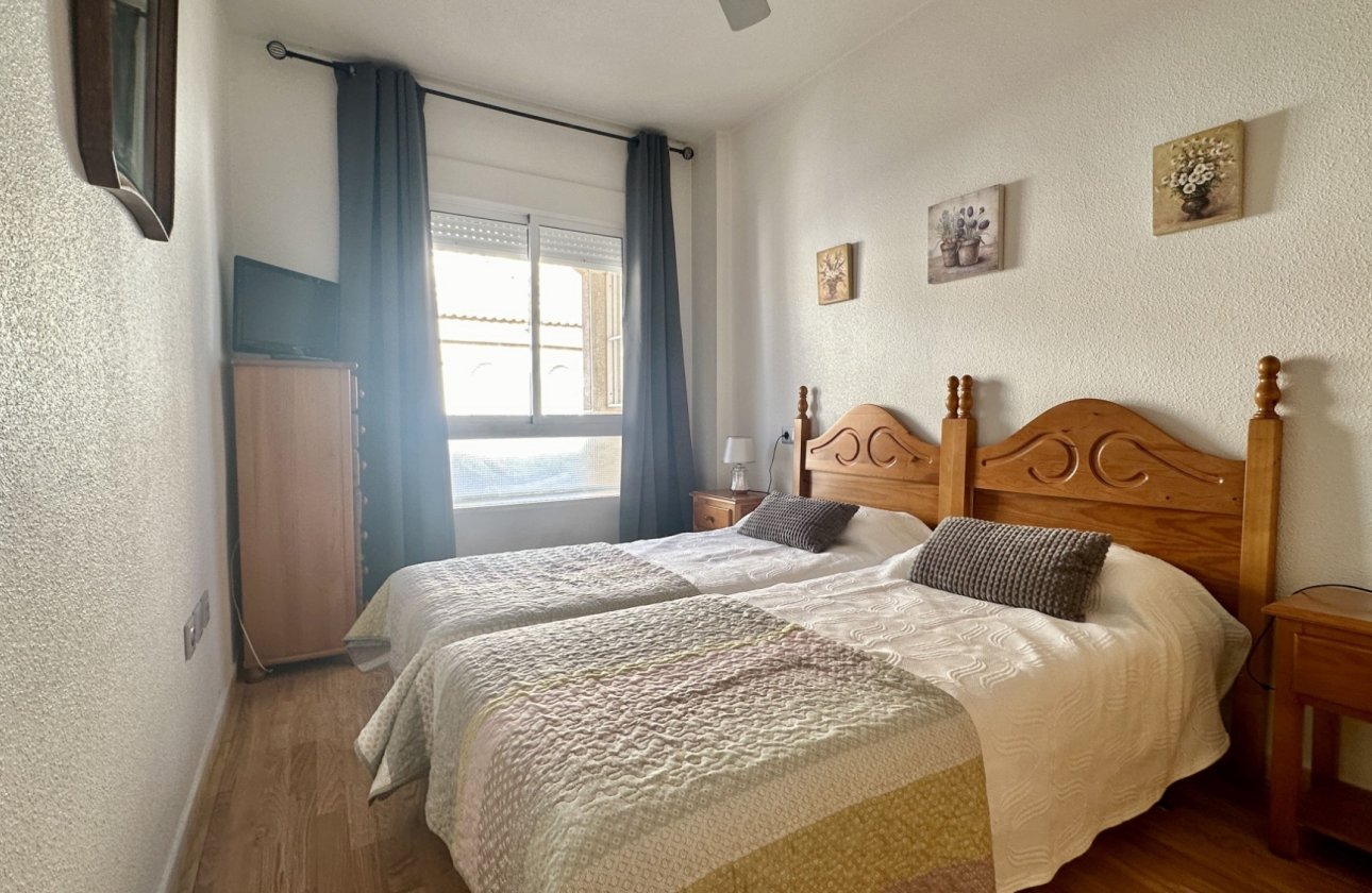 Återförsäljning - Lägenhet / lägenhet - Torrevieja