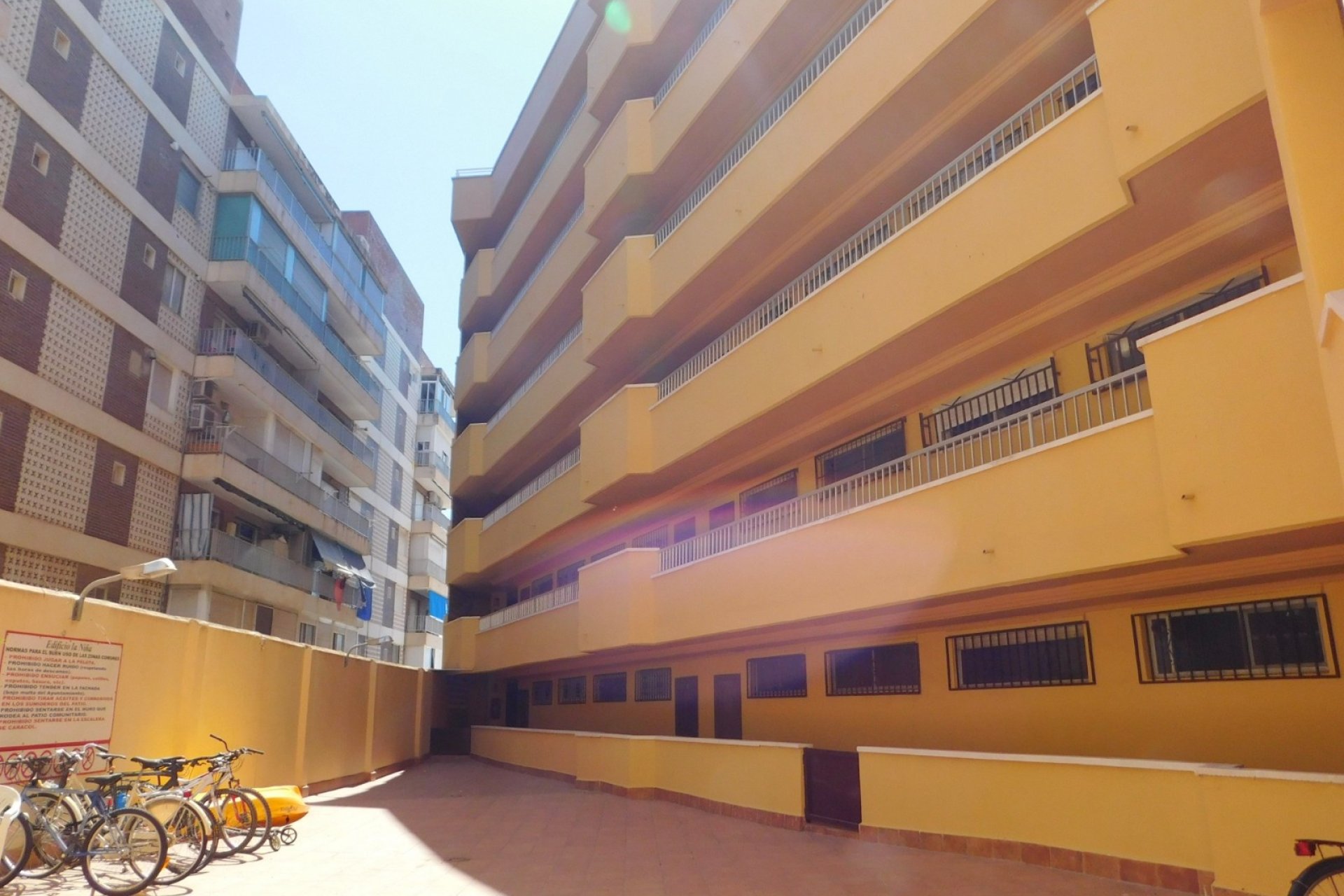 Återförsäljning - Lägenhet / lägenhet - Torrevieja