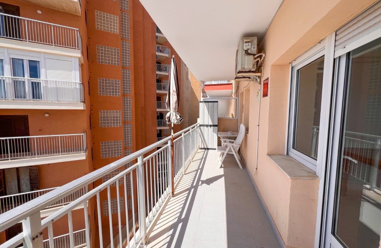 Återförsäljning - Lägenhet / lägenhet - Torrevieja