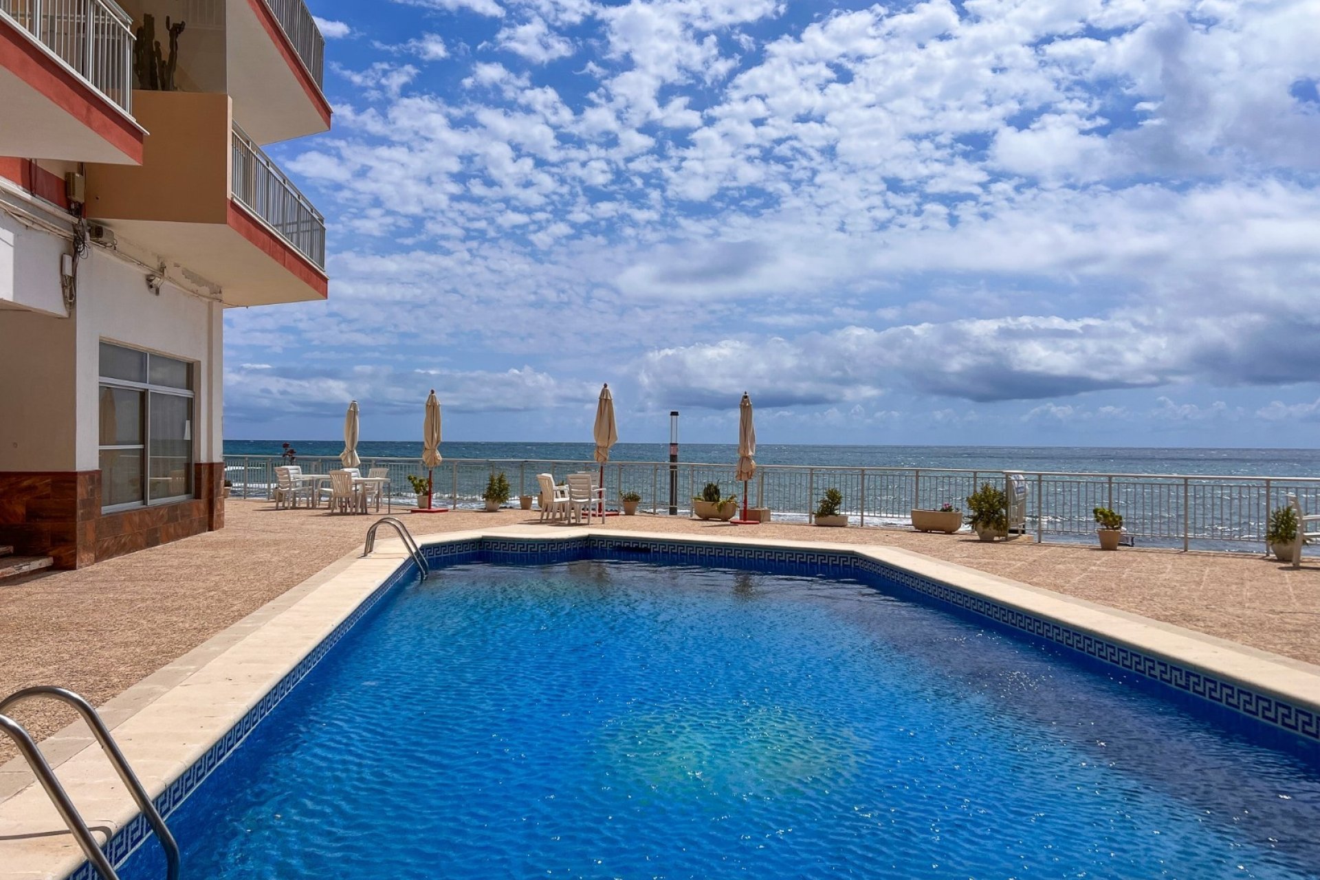 Återförsäljning - Lägenhet / lägenhet - Torrevieja