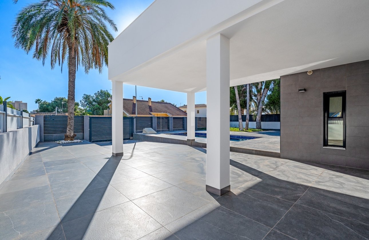 Återförsäljning - Villa - Campoamor