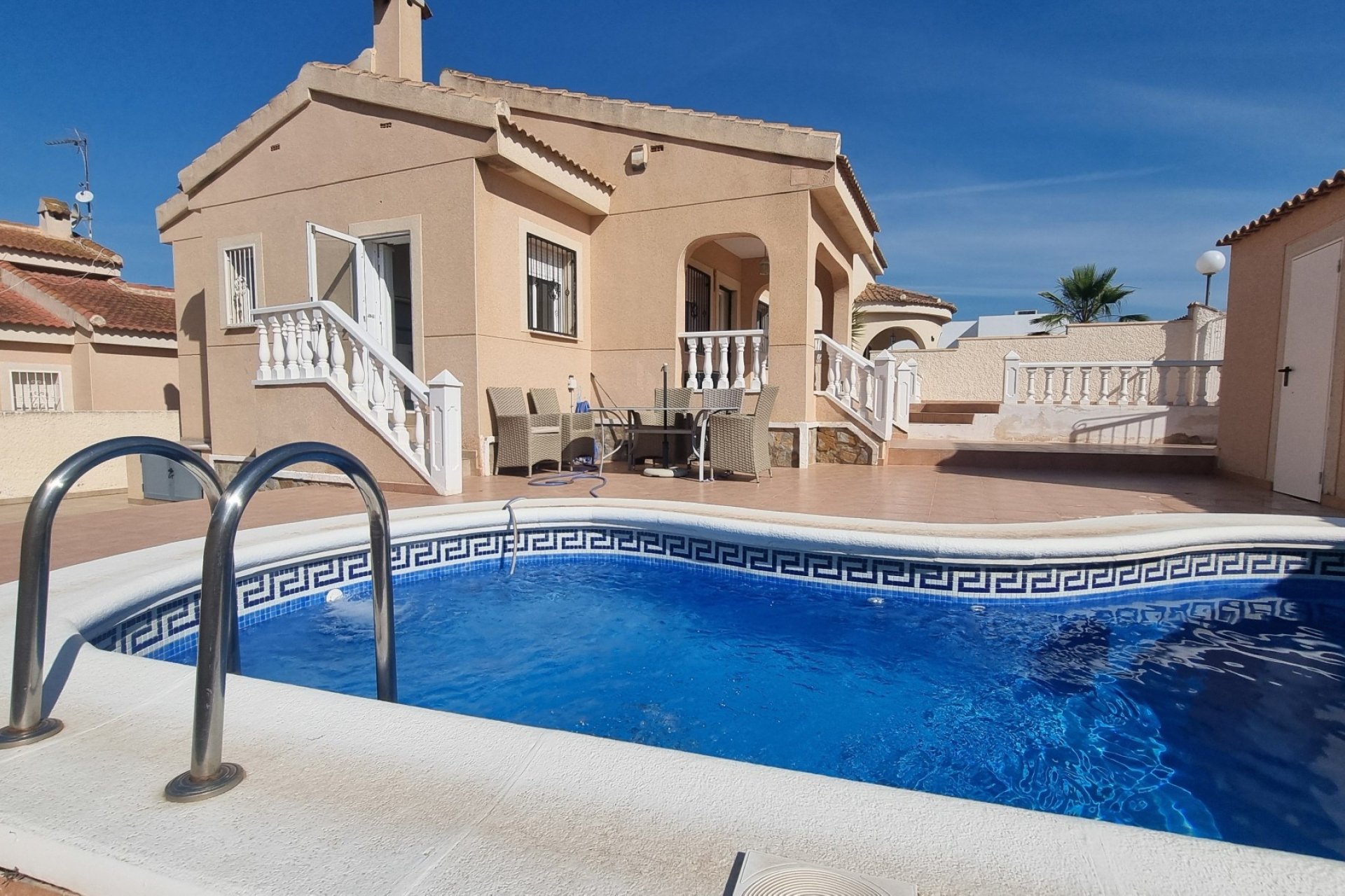 Återförsäljning - Villa - Ciudad Quesada - Benimar