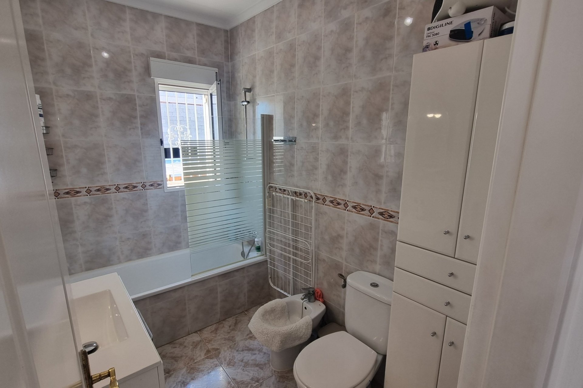 Återförsäljning - Villa - Ciudad Quesada - Benimar