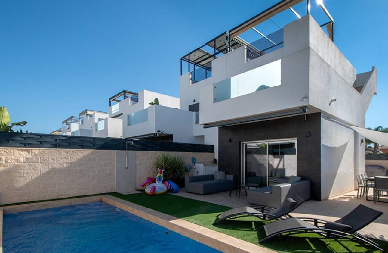 Återförsäljning - Villa - Ciudad Quesada