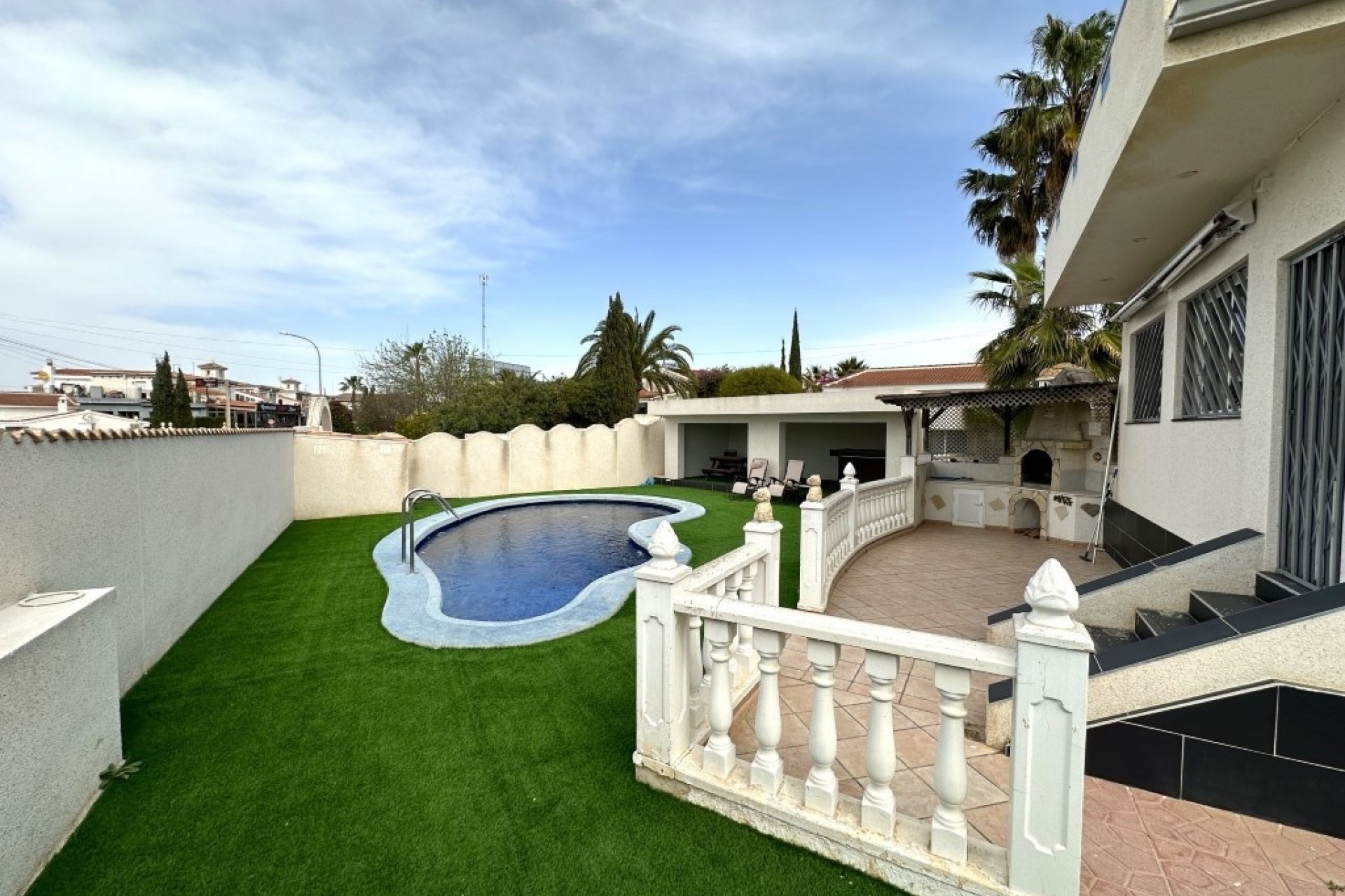 Återförsäljning - Villa - Ciudad Quesada