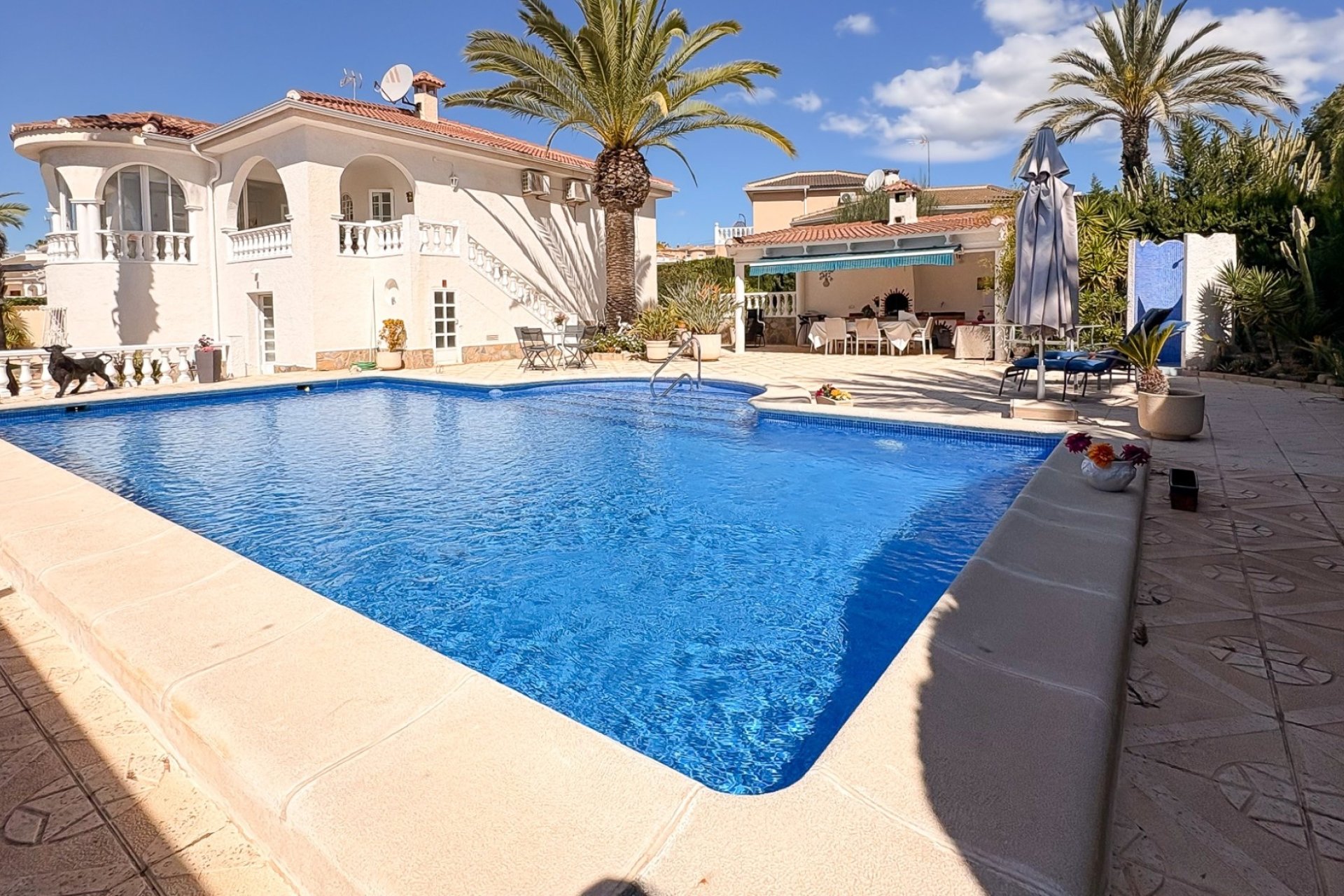 Återförsäljning - Villa - Ciudad Quesada