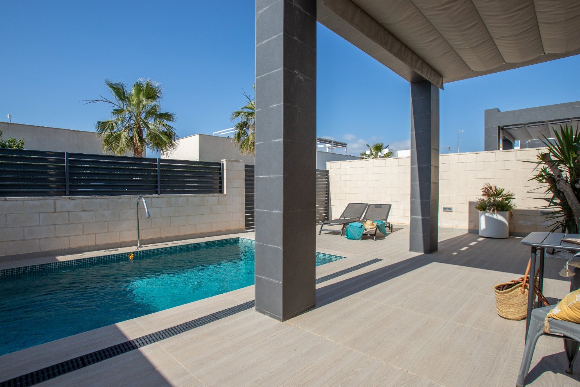 Återförsäljning - Villa - Ciudad Quesada