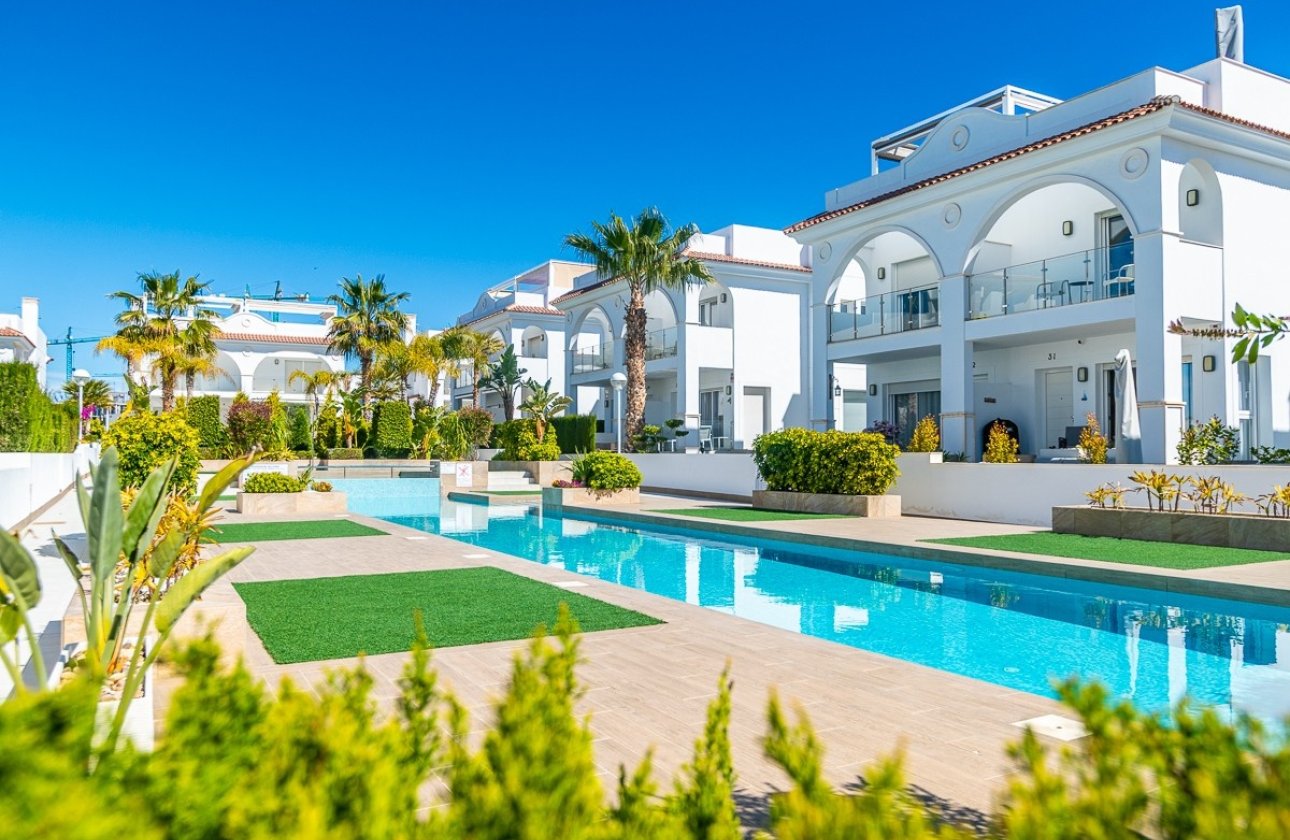 Återförsäljning - Villa - Ciudad Quesada